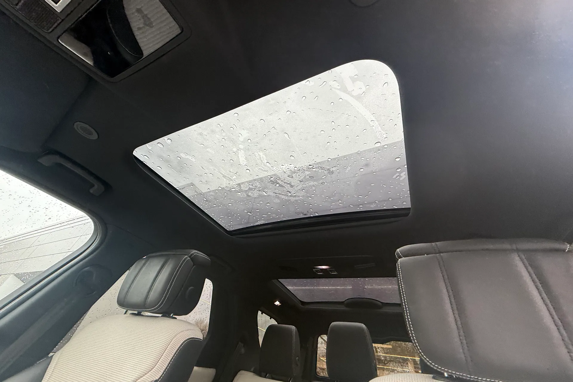 LAND ROVER DISCOVERY thumbnail image number 5