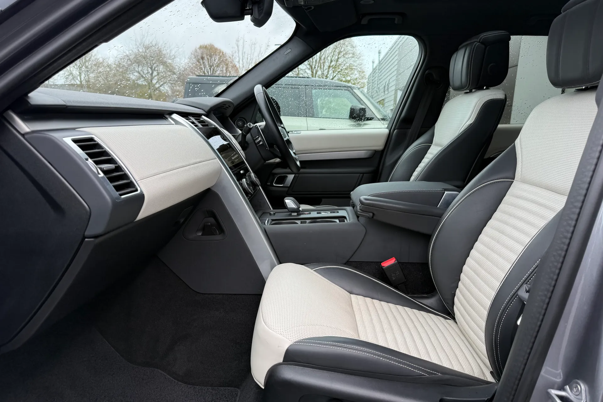 LAND ROVER DISCOVERY thumbnail image number 10