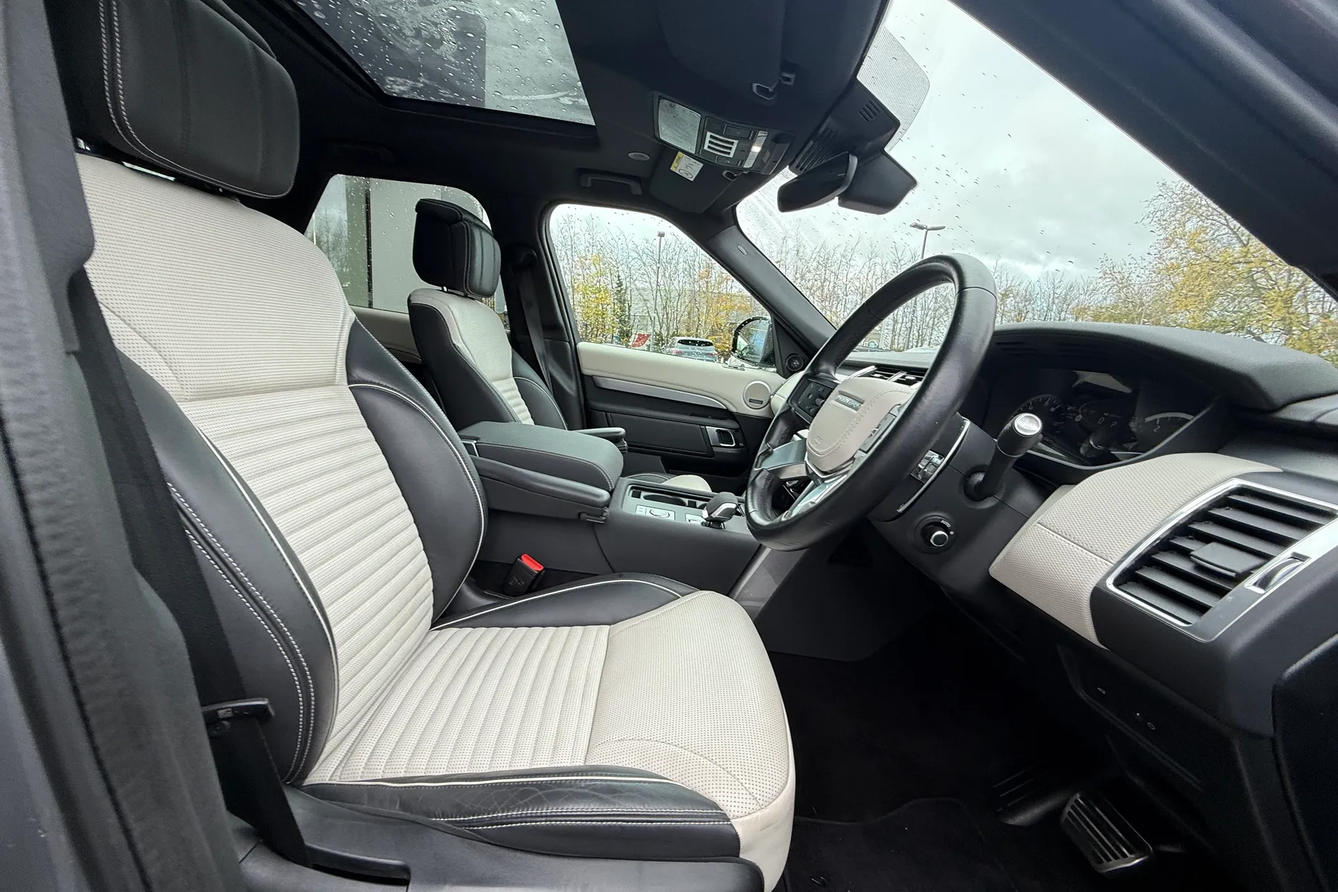 LAND ROVER DISCOVERY thumbnail image number 9