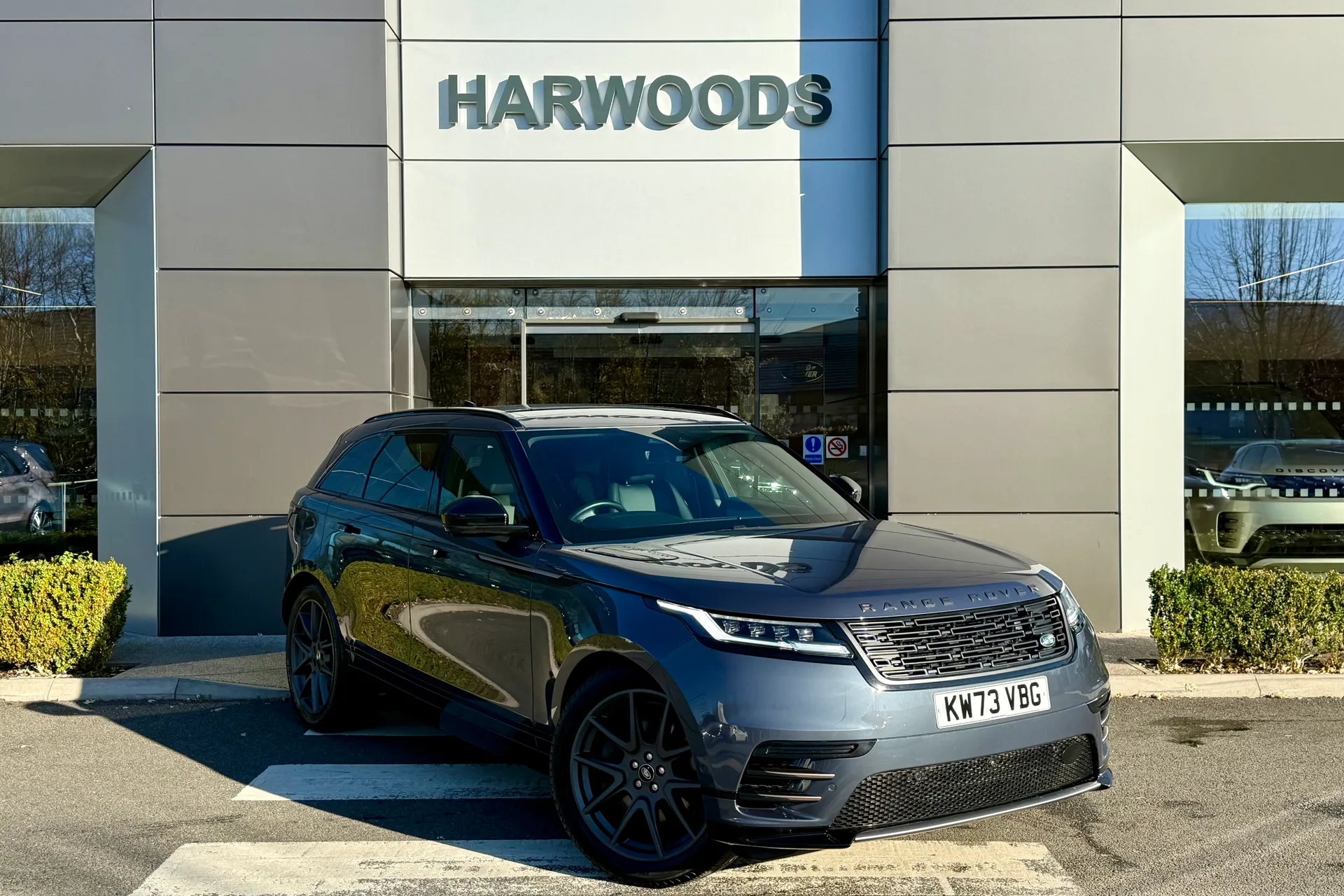 LAND ROVER RANGE ROVER VELAR focused image