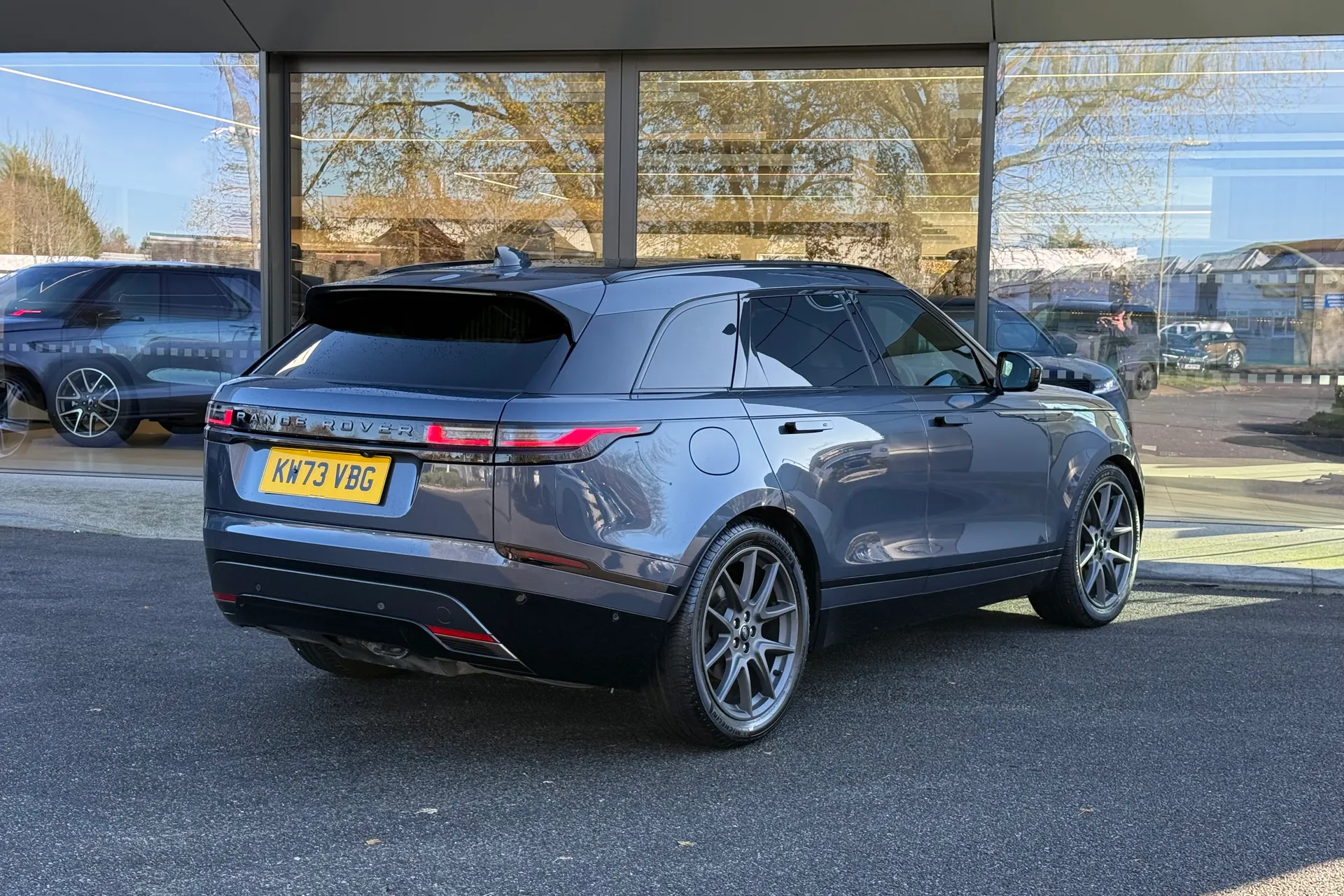 LAND ROVER RANGE ROVER VELAR thumbnail image number 7
