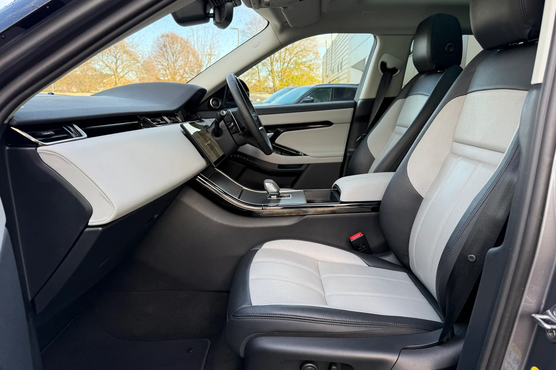 LAND ROVER RANGE ROVER EVOQUE thumbnail image number 10