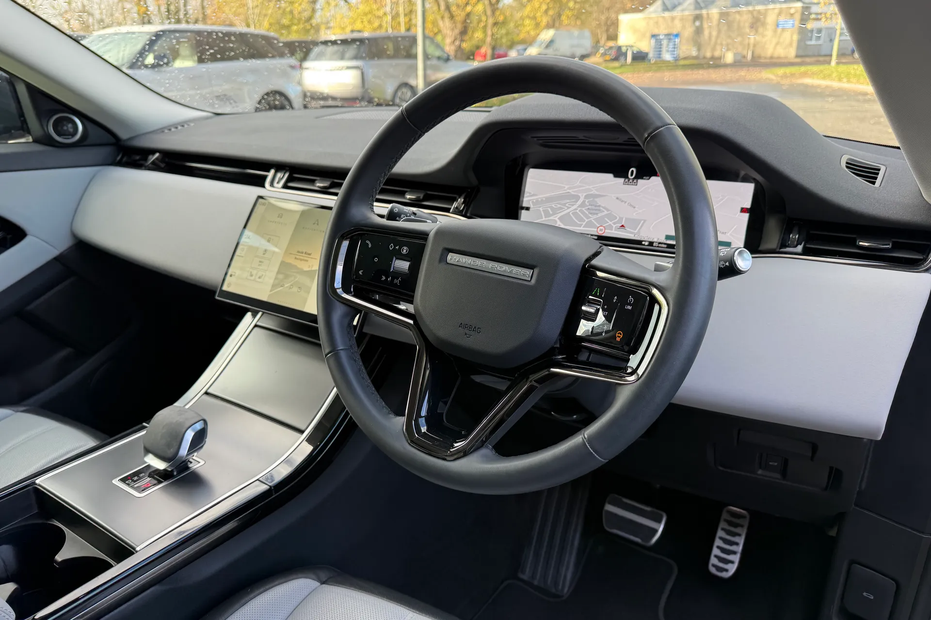 LAND ROVER RANGE ROVER EVOQUE thumbnail image number 31