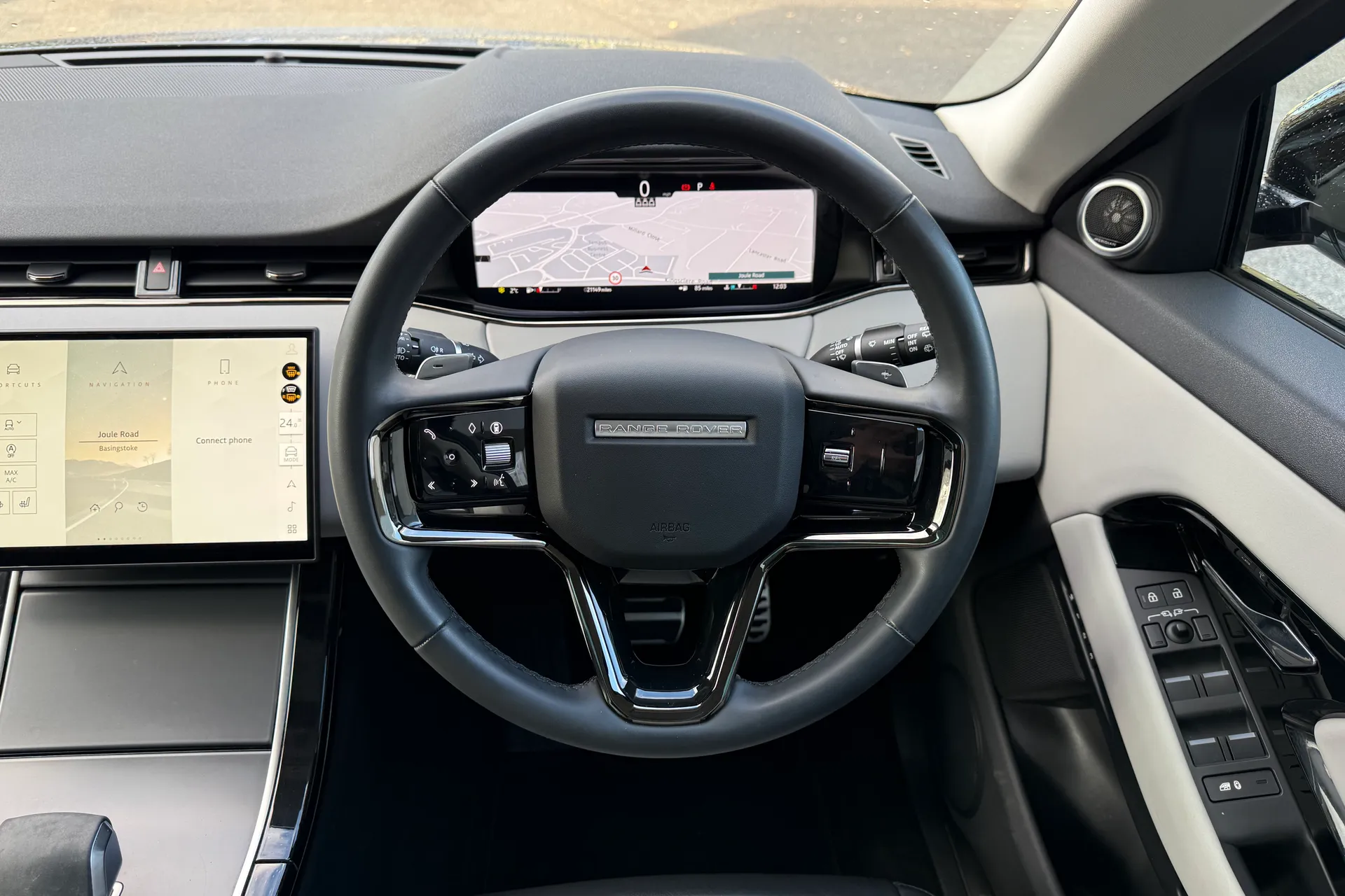 LAND ROVER RANGE ROVER EVOQUE thumbnail image number 14