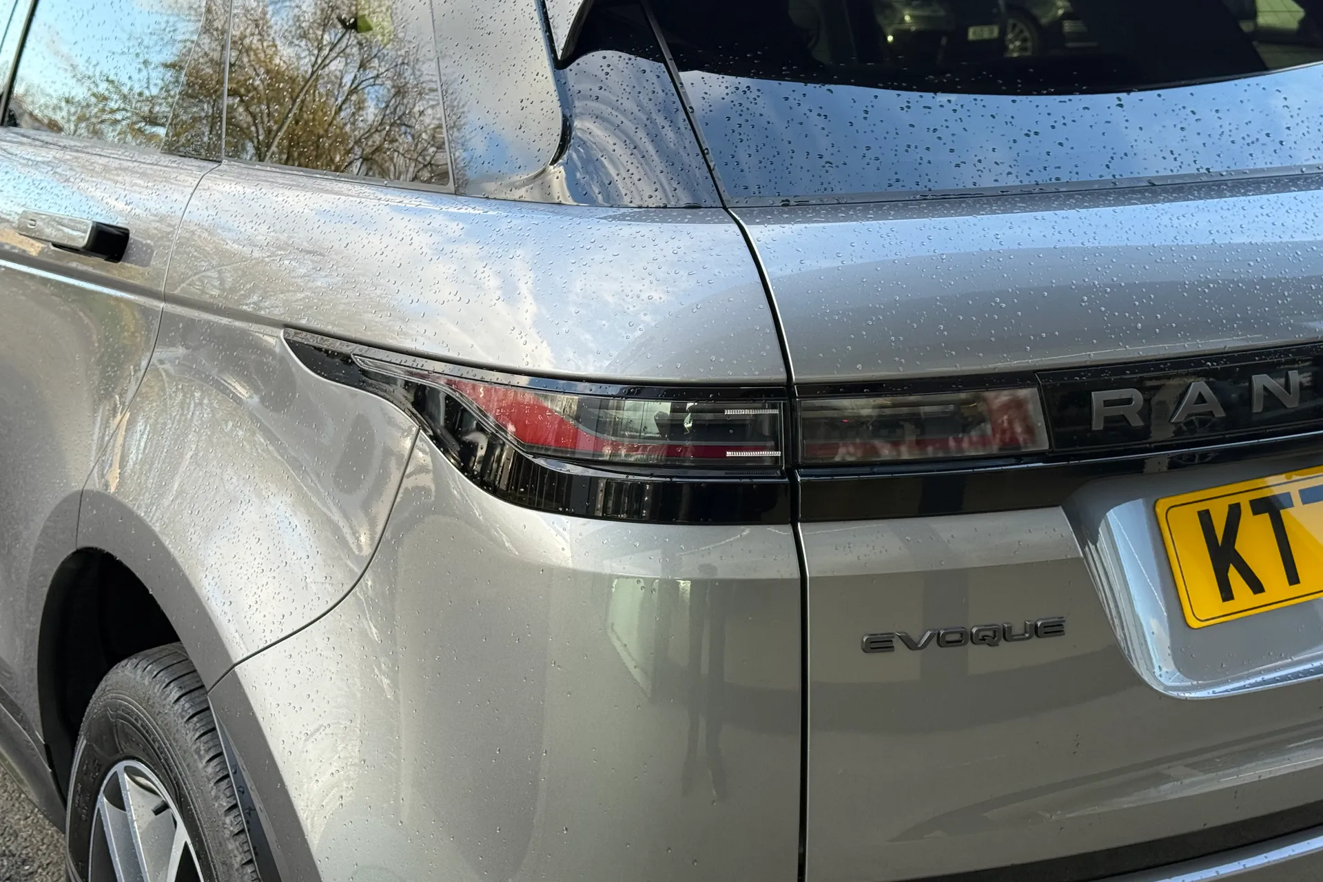 LAND ROVER RANGE ROVER EVOQUE thumbnail image number 56