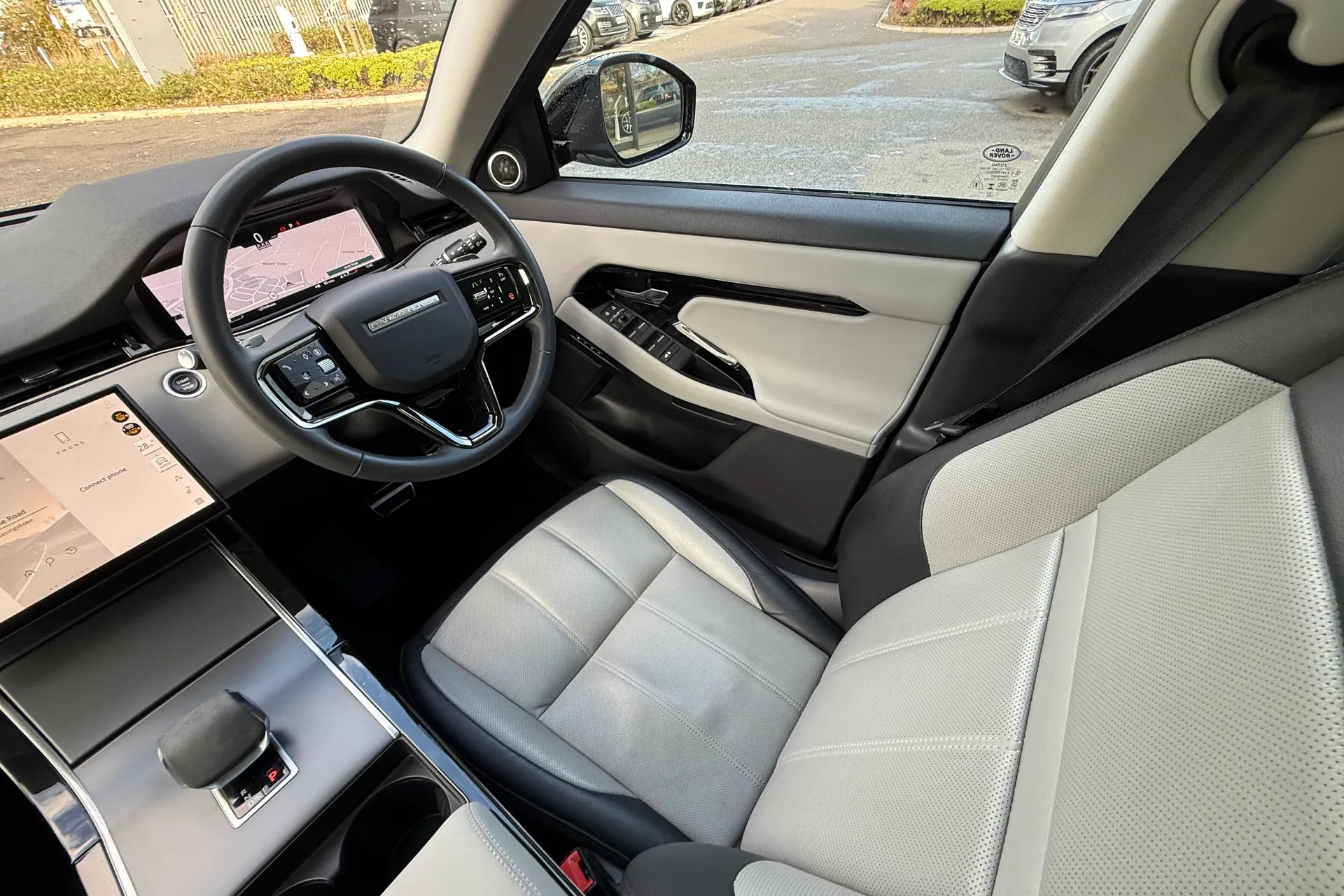 LAND ROVER RANGE ROVER EVOQUE thumbnail image number 13