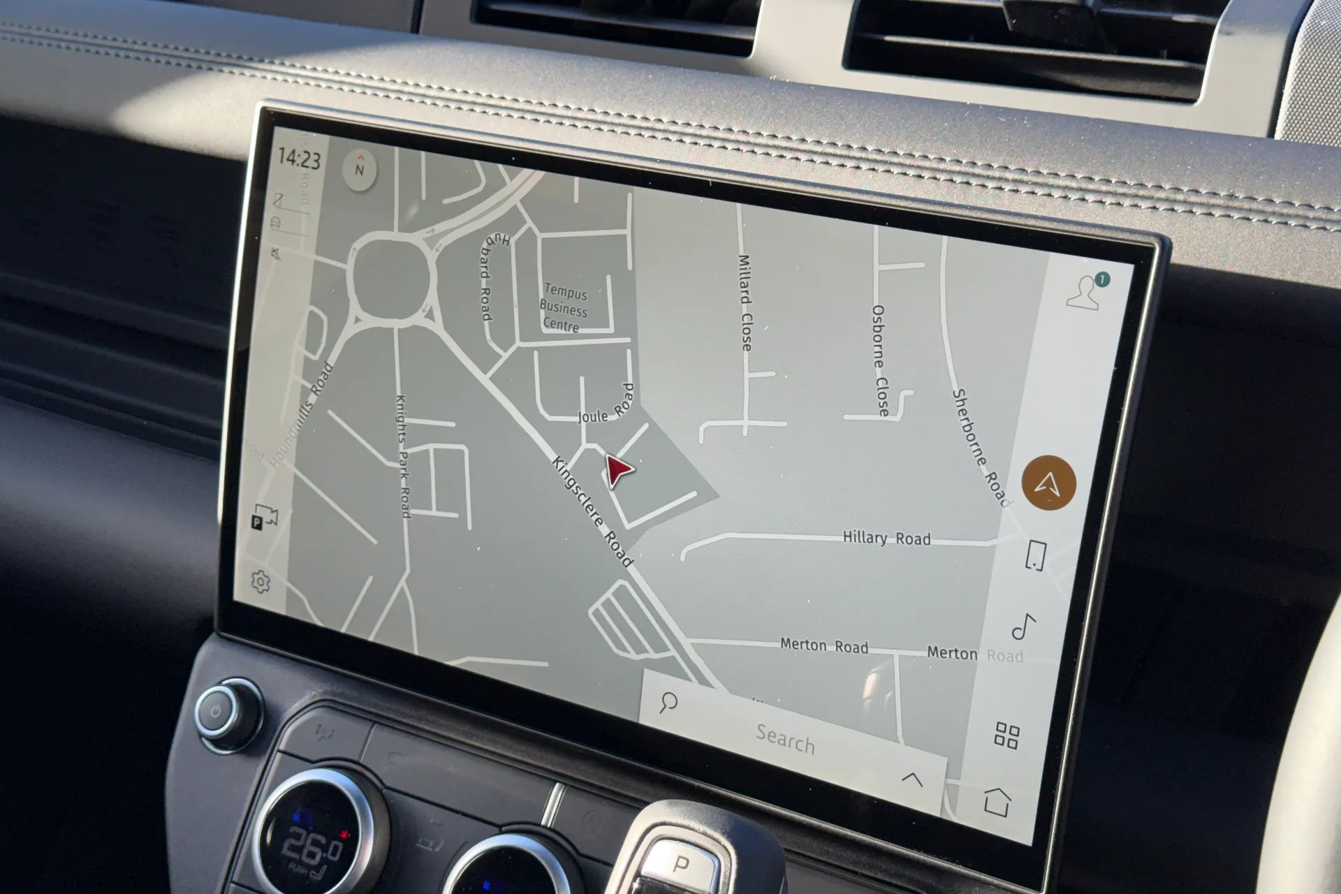 LAND ROVER Defender 90 thumbnail image number 12