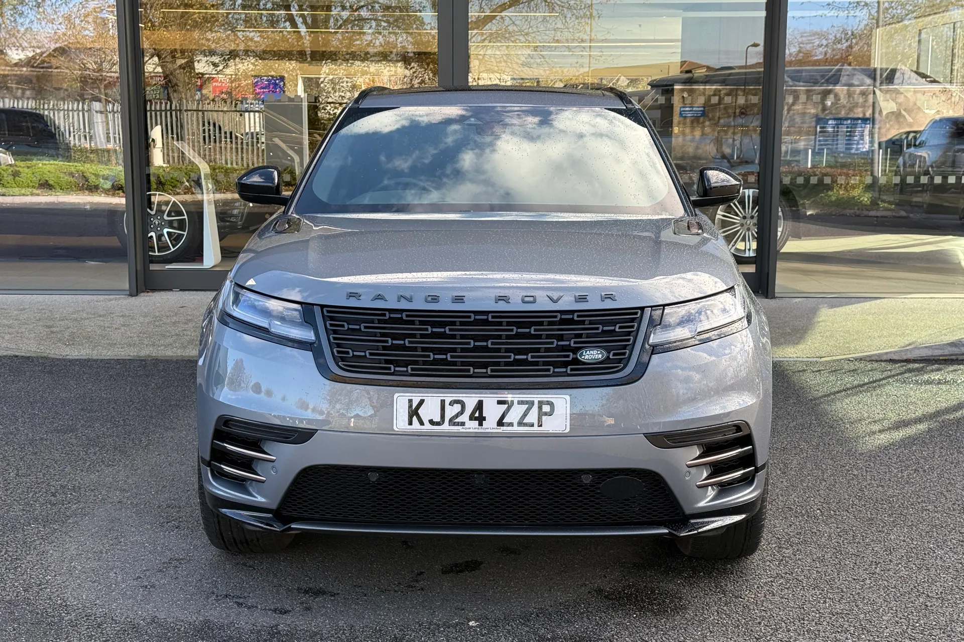 LAND ROVER RANGE ROVER VELAR thumbnail image number 8