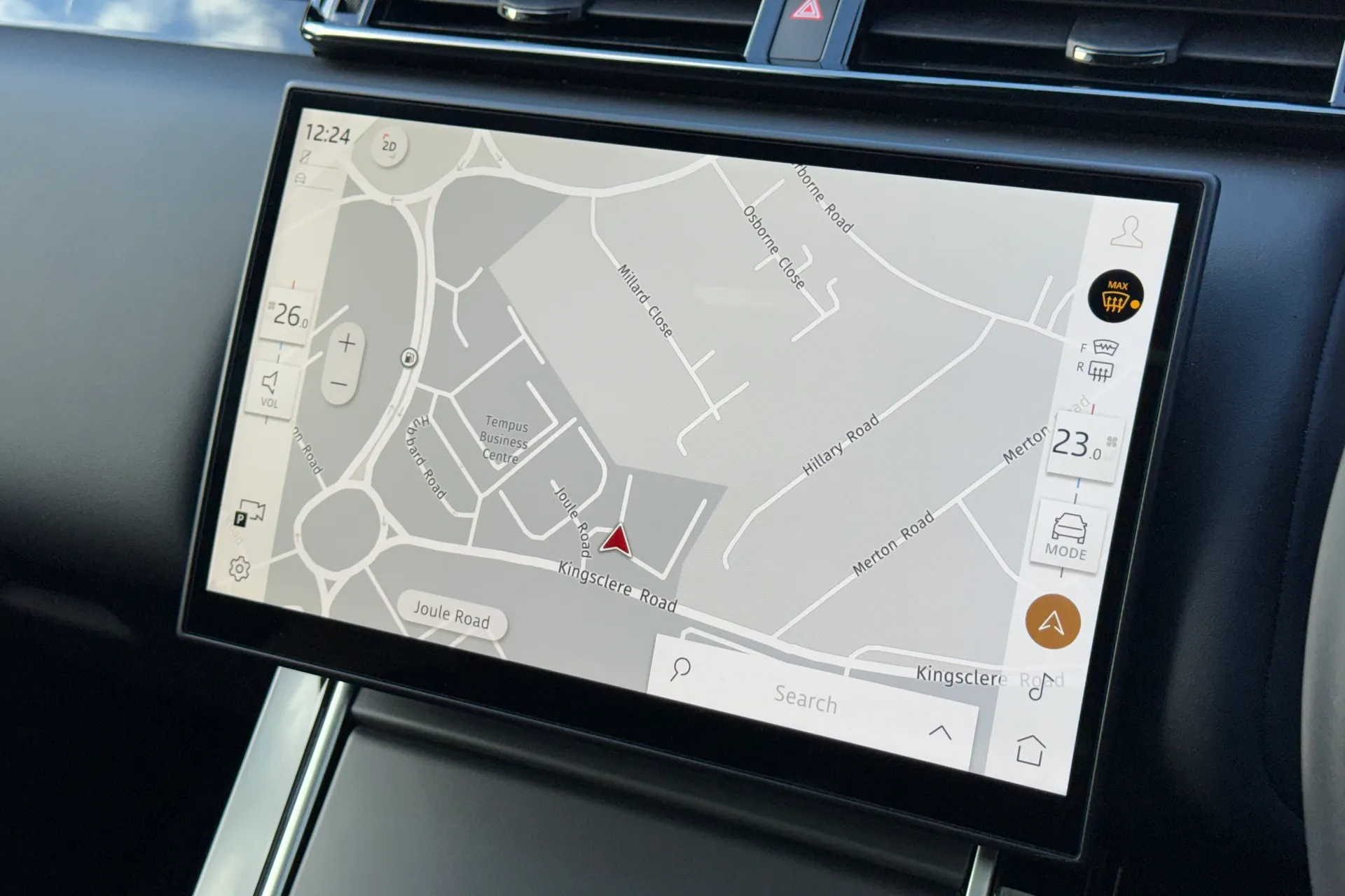 LAND ROVER RANGE ROVER VELAR thumbnail image number 30