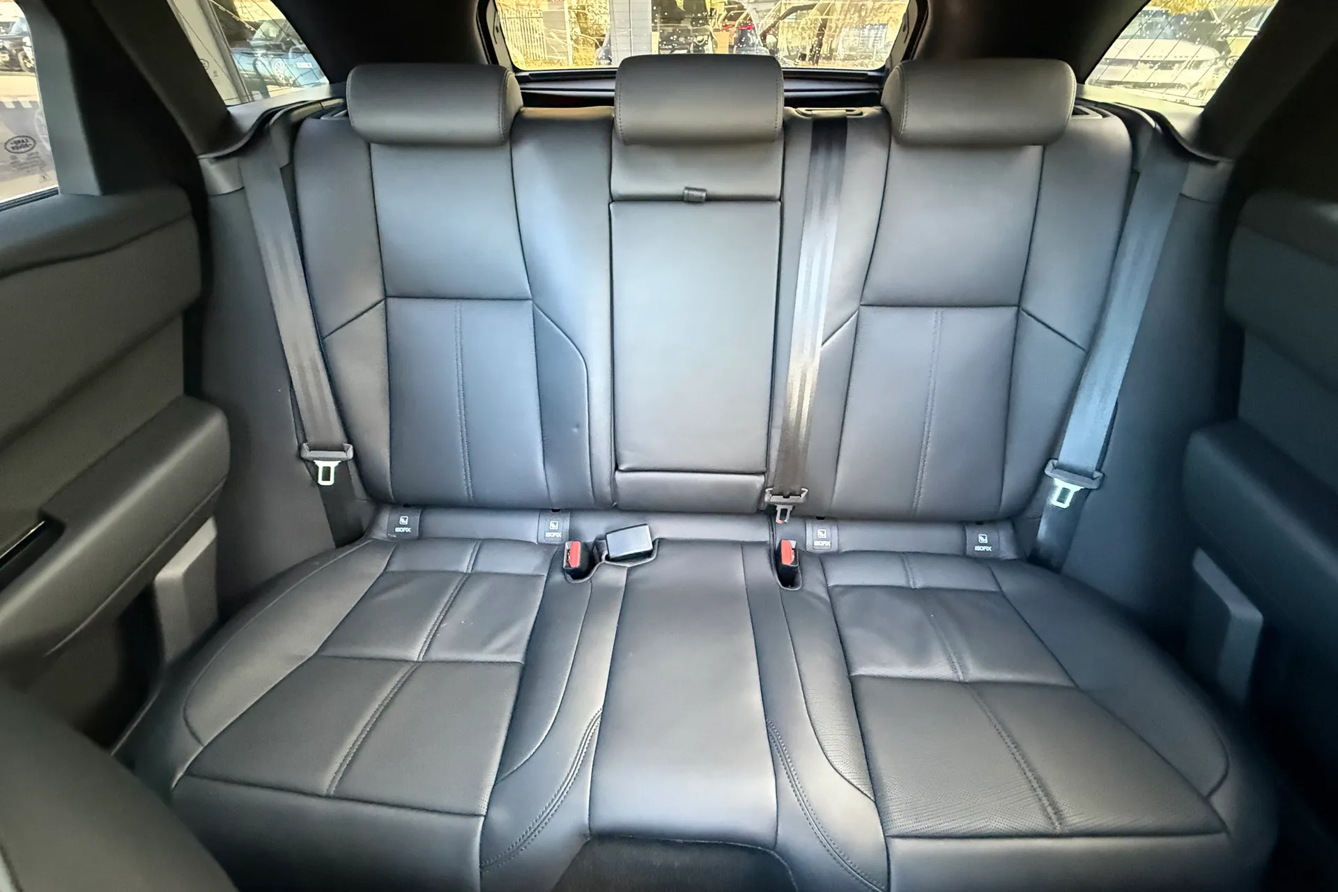 LAND ROVER RANGE ROVER VELAR thumbnail image number 11