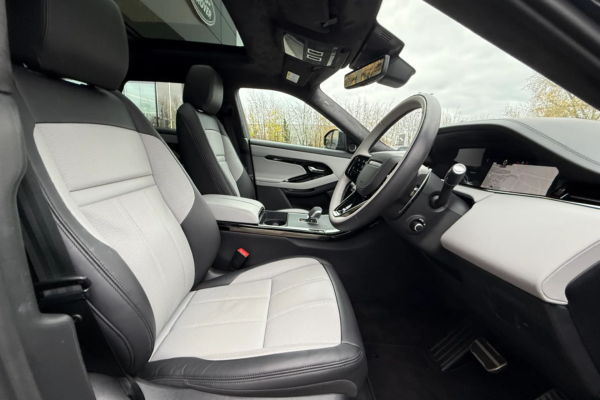 LAND ROVER RANGE ROVER EVOQUE thumbnail image number 9