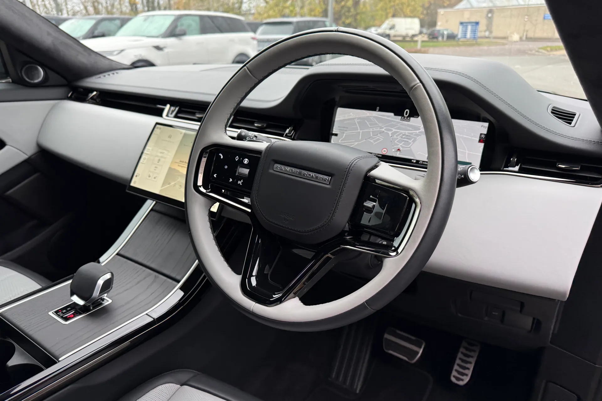 LAND ROVER RANGE ROVER EVOQUE thumbnail image number 29