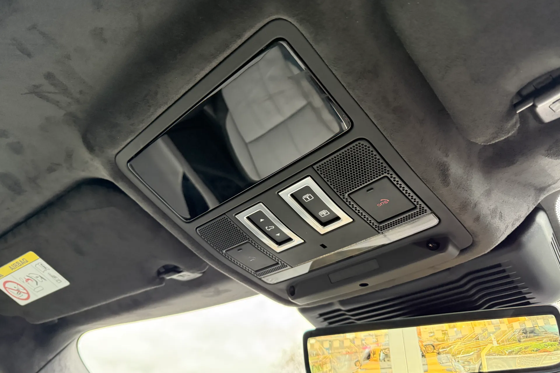 LAND ROVER RANGE ROVER EVOQUE thumbnail image number 51