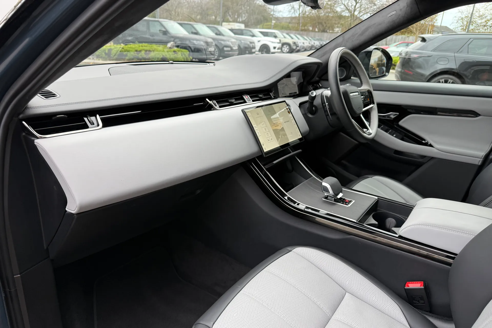 LAND ROVER RANGE ROVER EVOQUE thumbnail image number 46