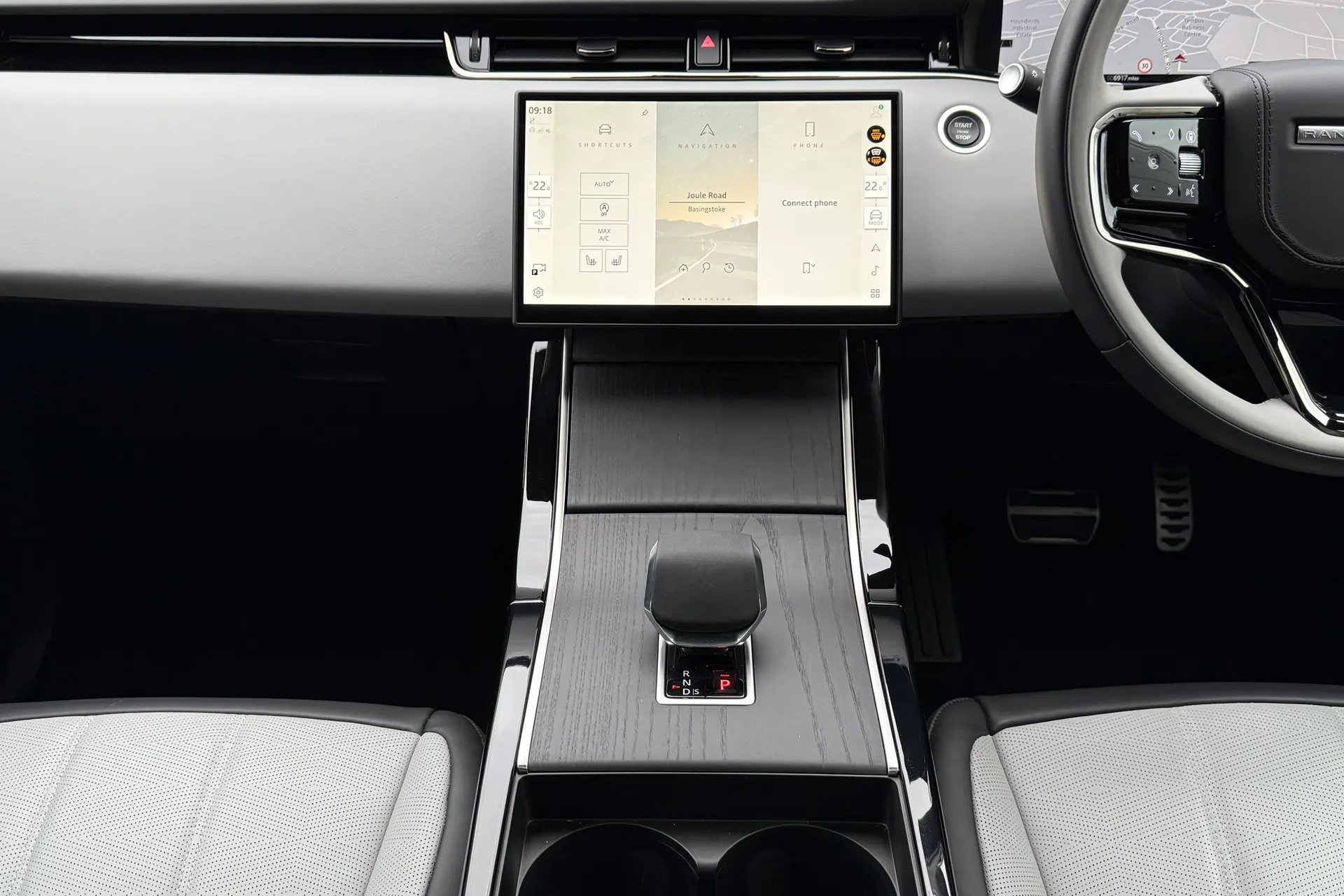 LAND ROVER RANGE ROVER EVOQUE thumbnail image number 13