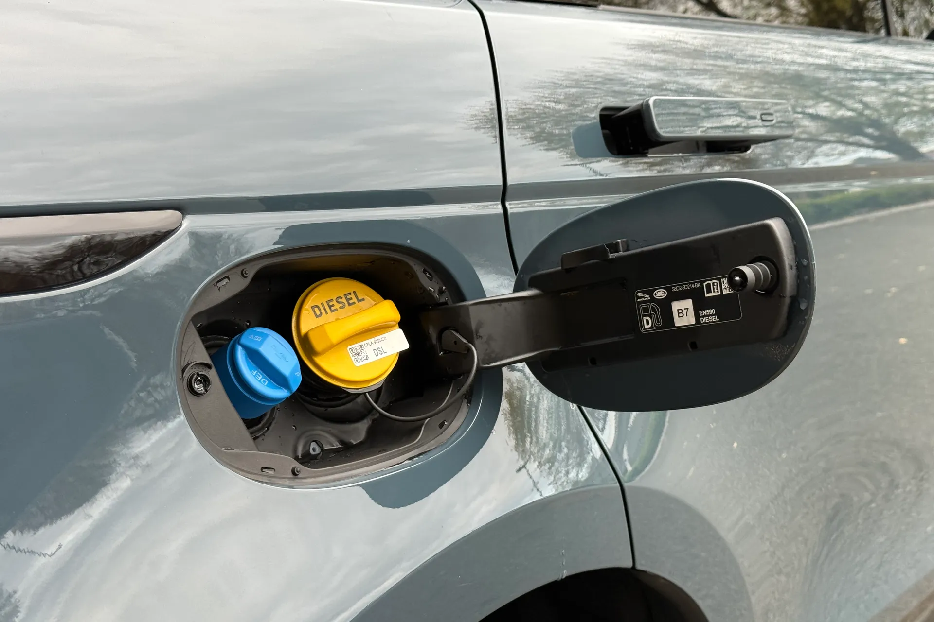 LAND ROVER RANGE ROVER EVOQUE thumbnail image number 37