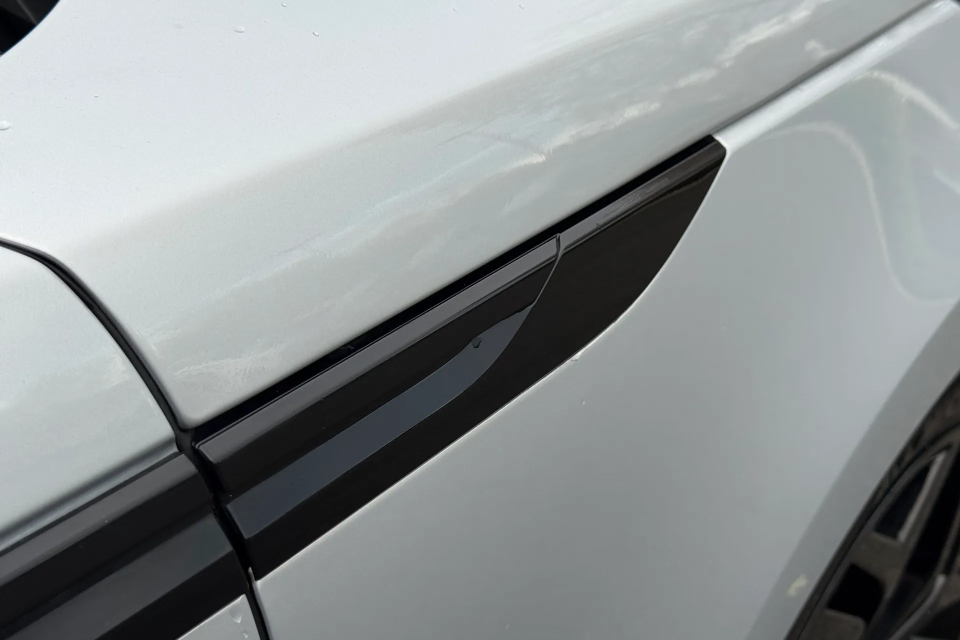 LAND ROVER RANGE ROVER VELAR thumbnail image number 54