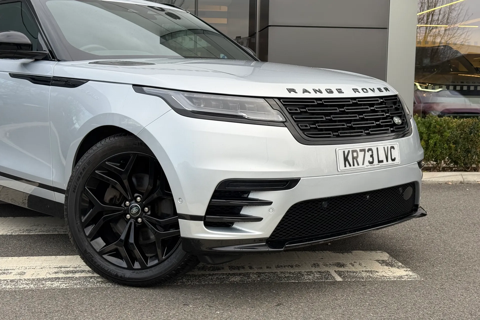 LAND ROVER RANGE ROVER VELAR thumbnail image number 30