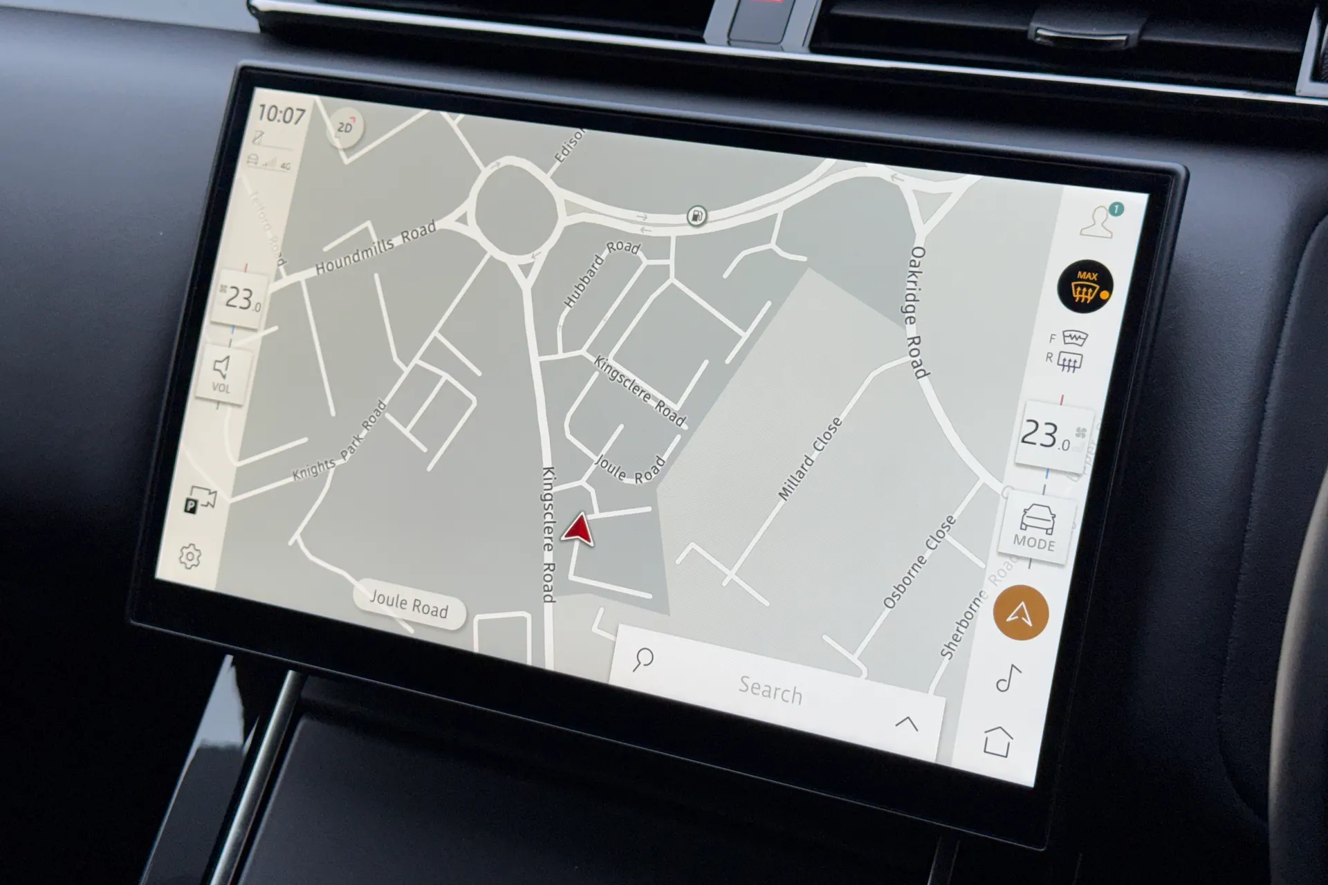 LAND ROVER RANGE ROVER VELAR thumbnail image number 29