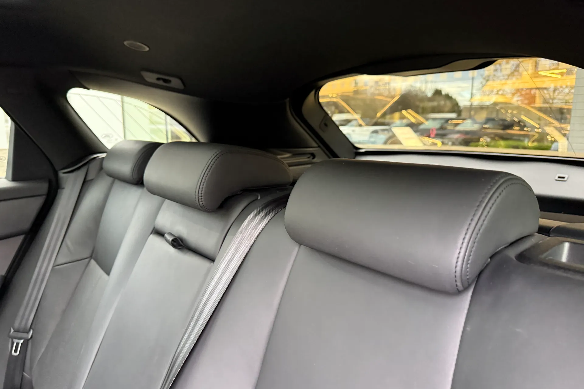 LAND ROVER RANGE ROVER VELAR thumbnail image number 49