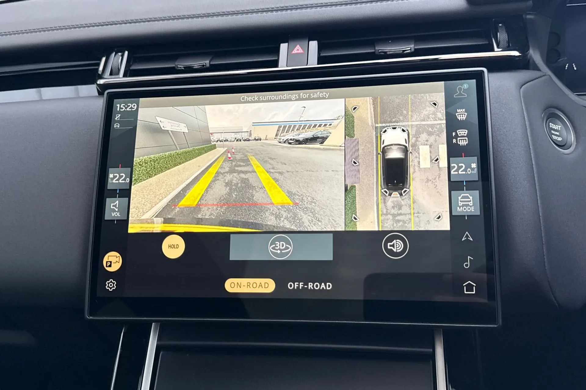 LAND ROVER RANGE ROVER VELAR thumbnail image number 4