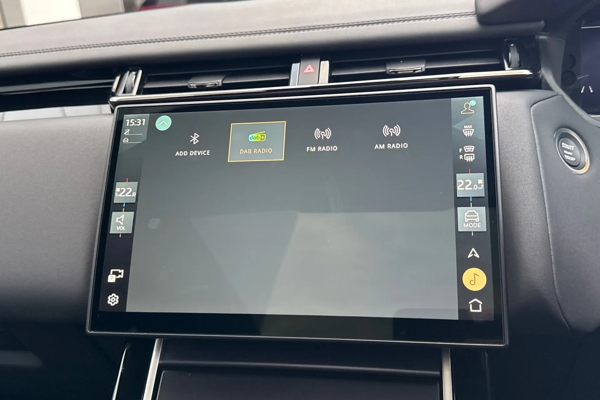 LAND ROVER RANGE ROVER VELAR thumbnail image number 22