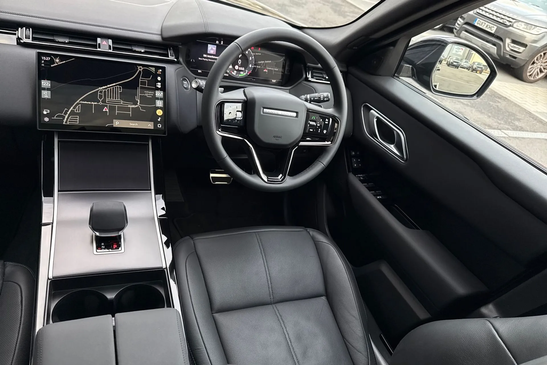 LAND ROVER RANGE ROVER VELAR thumbnail image number 50