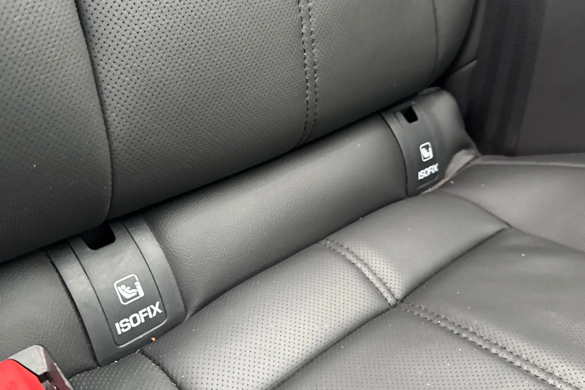 LAND ROVER RANGE ROVER VELAR thumbnail image number 44