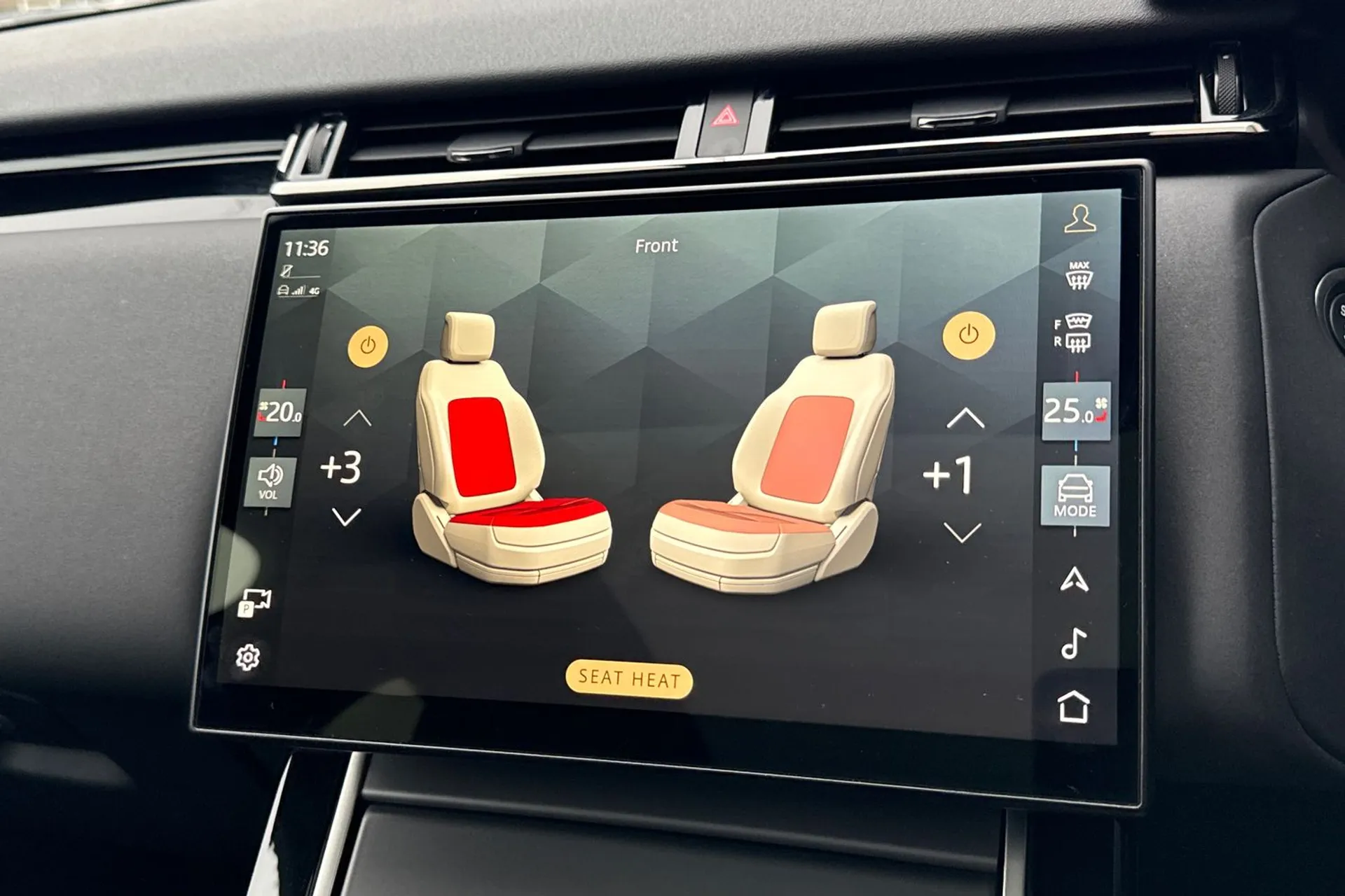 LAND ROVER RANGE ROVER VELAR thumbnail image number 23