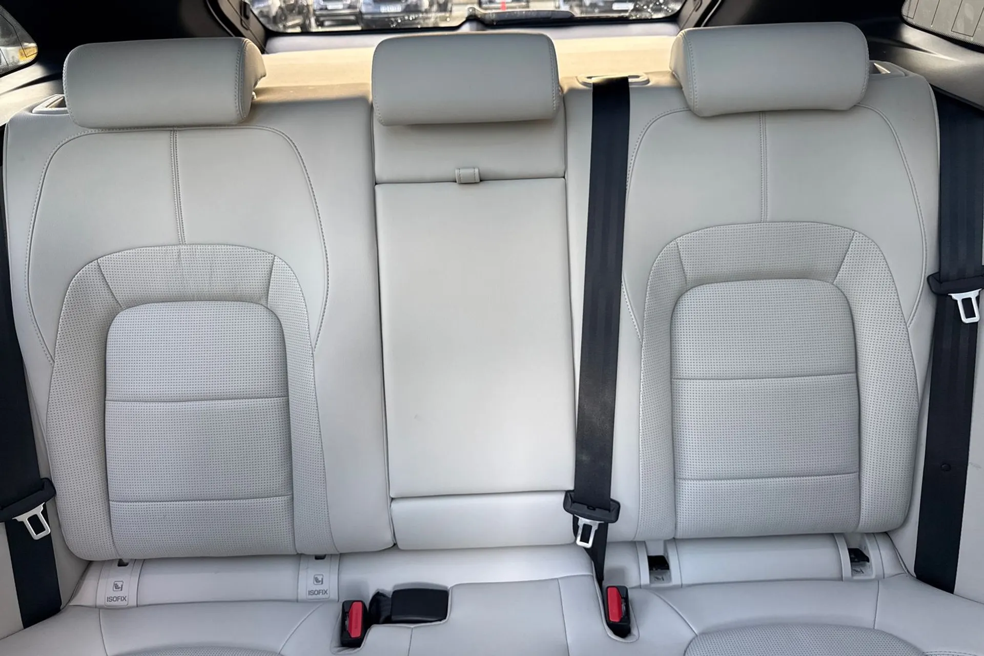 Jaguar F-PACE thumbnail image number 41