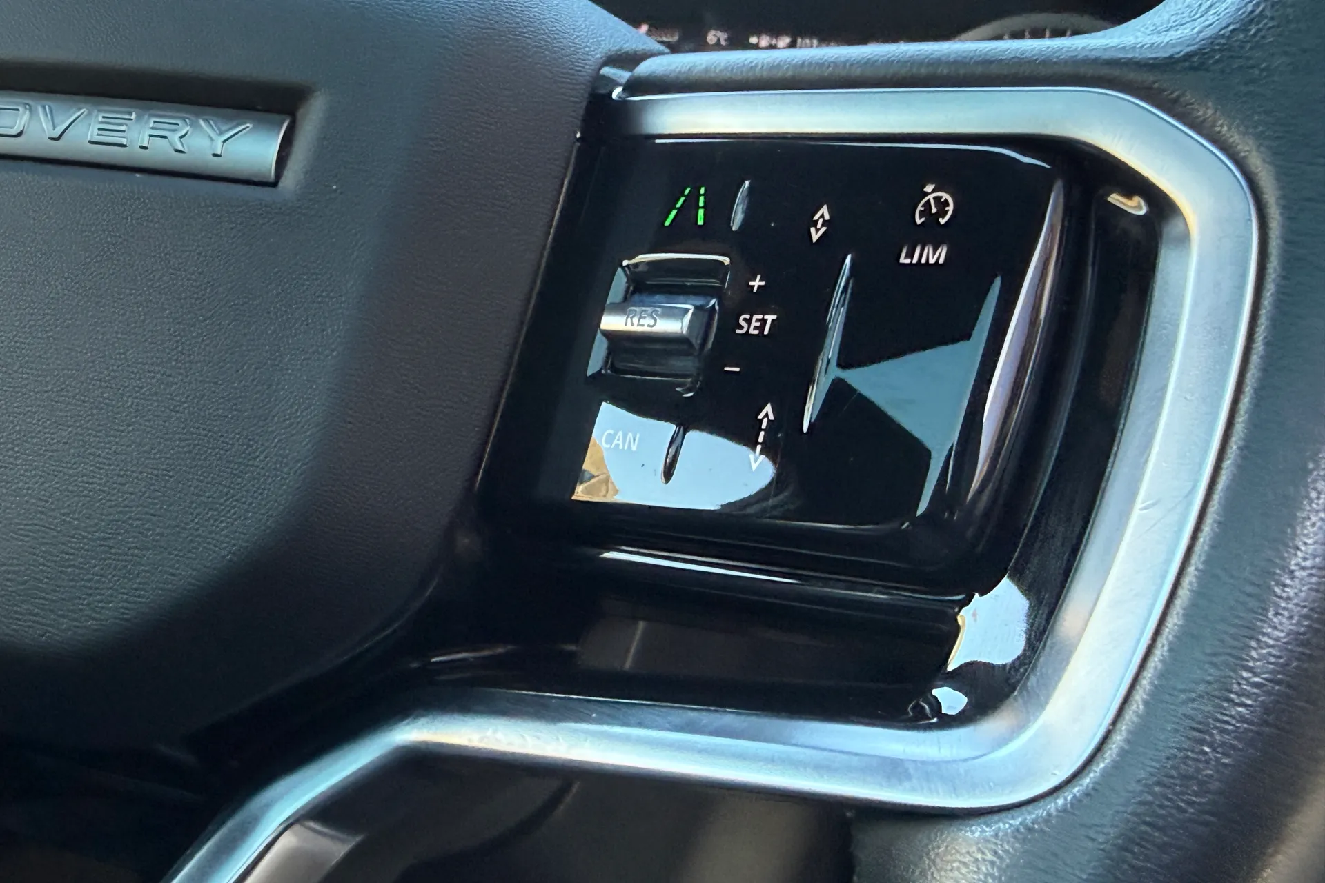 LAND ROVER DISCOVERY SPORT thumbnail image number 48