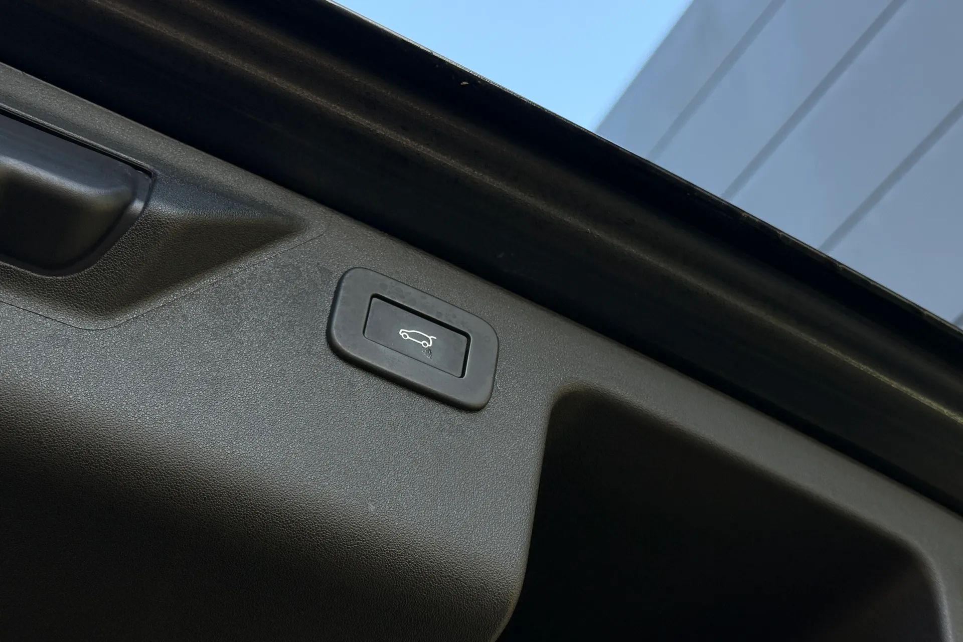 LAND ROVER DISCOVERY SPORT thumbnail image number 31