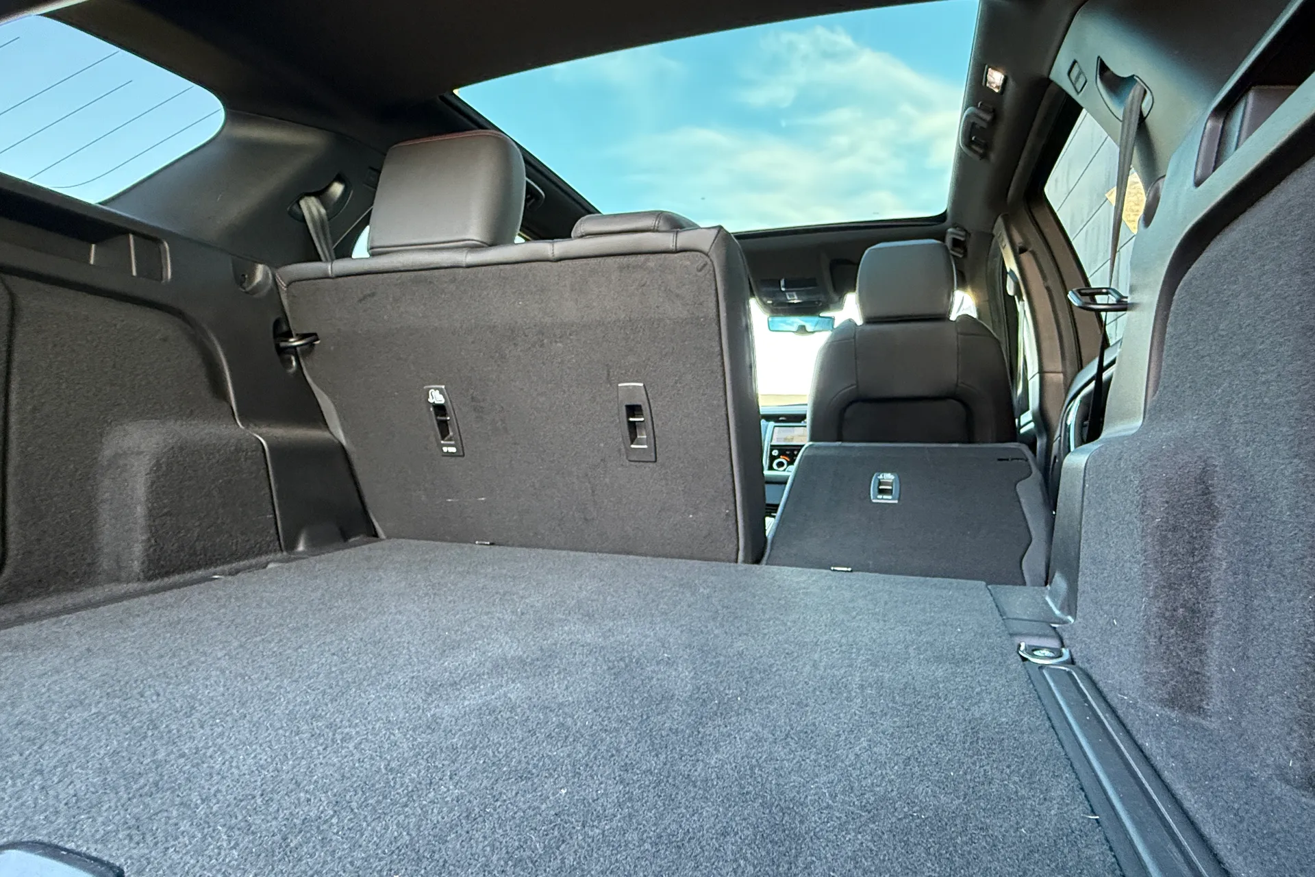 LAND ROVER DISCOVERY SPORT thumbnail image number 34