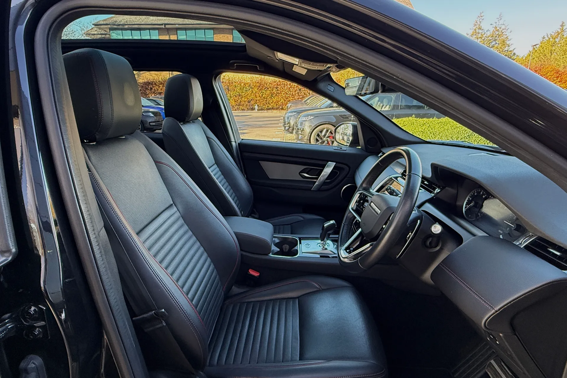 LAND ROVER DISCOVERY SPORT thumbnail image number 42