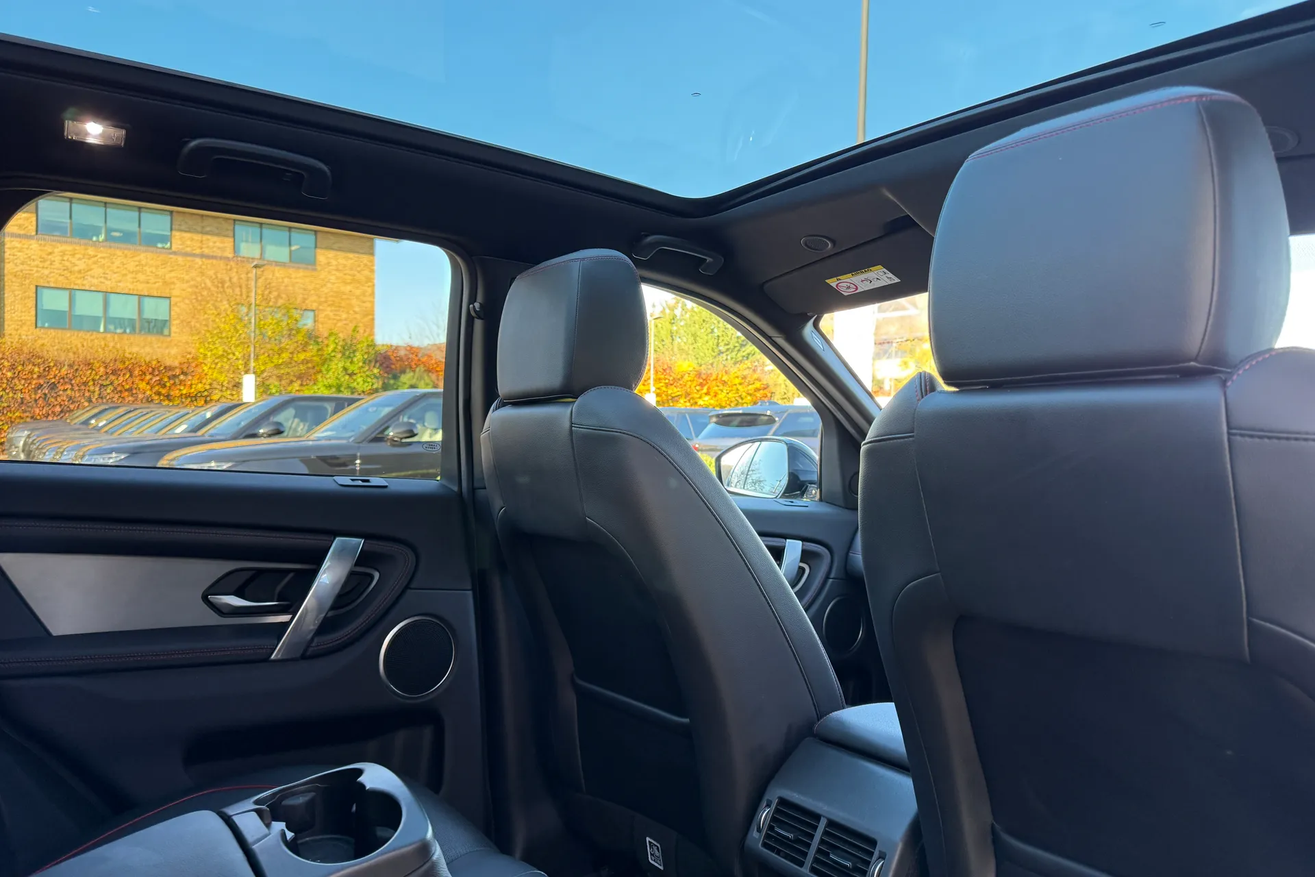 LAND ROVER DISCOVERY SPORT thumbnail image number 37