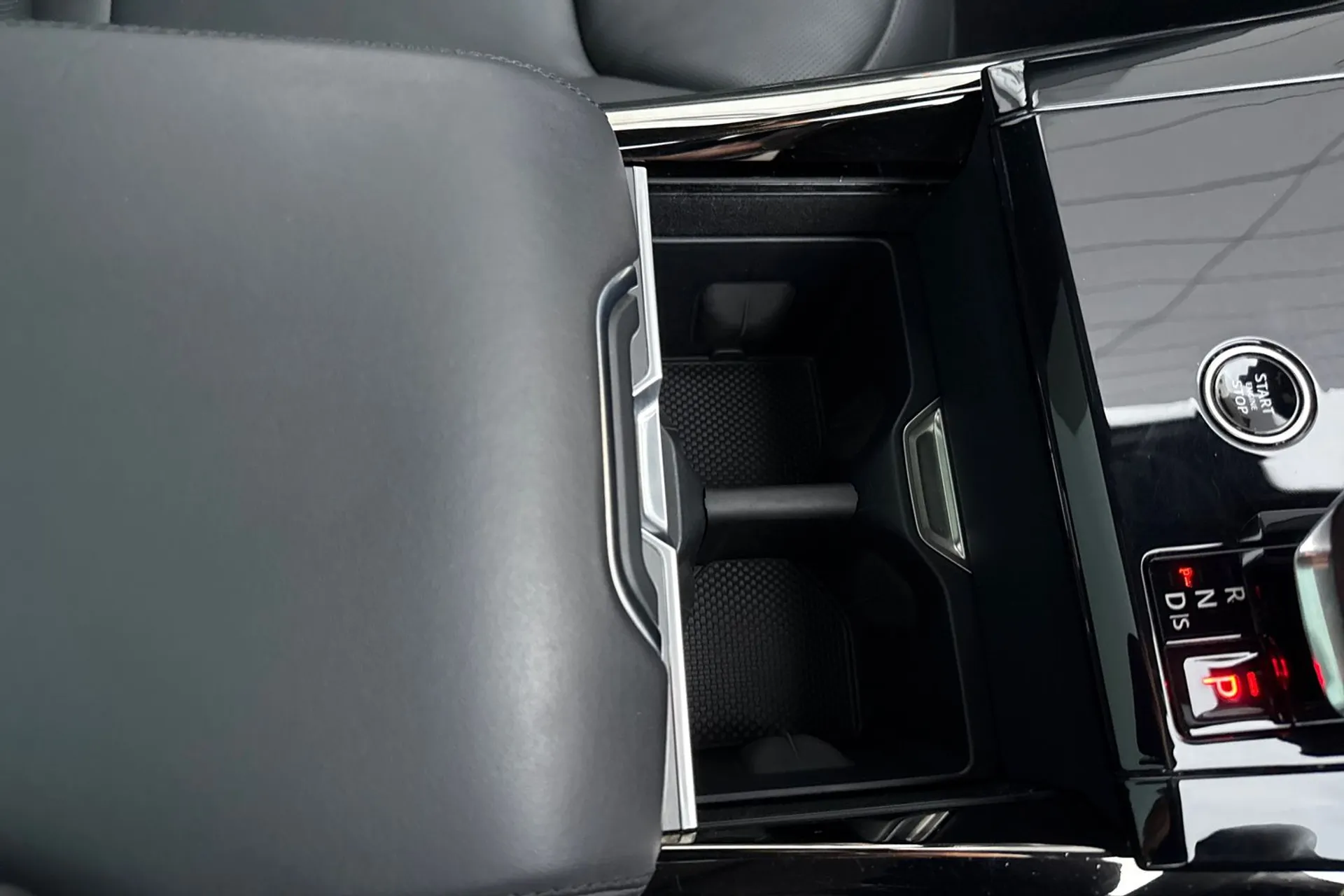 LAND ROVER RANGE ROVER SPORT thumbnail image number 57