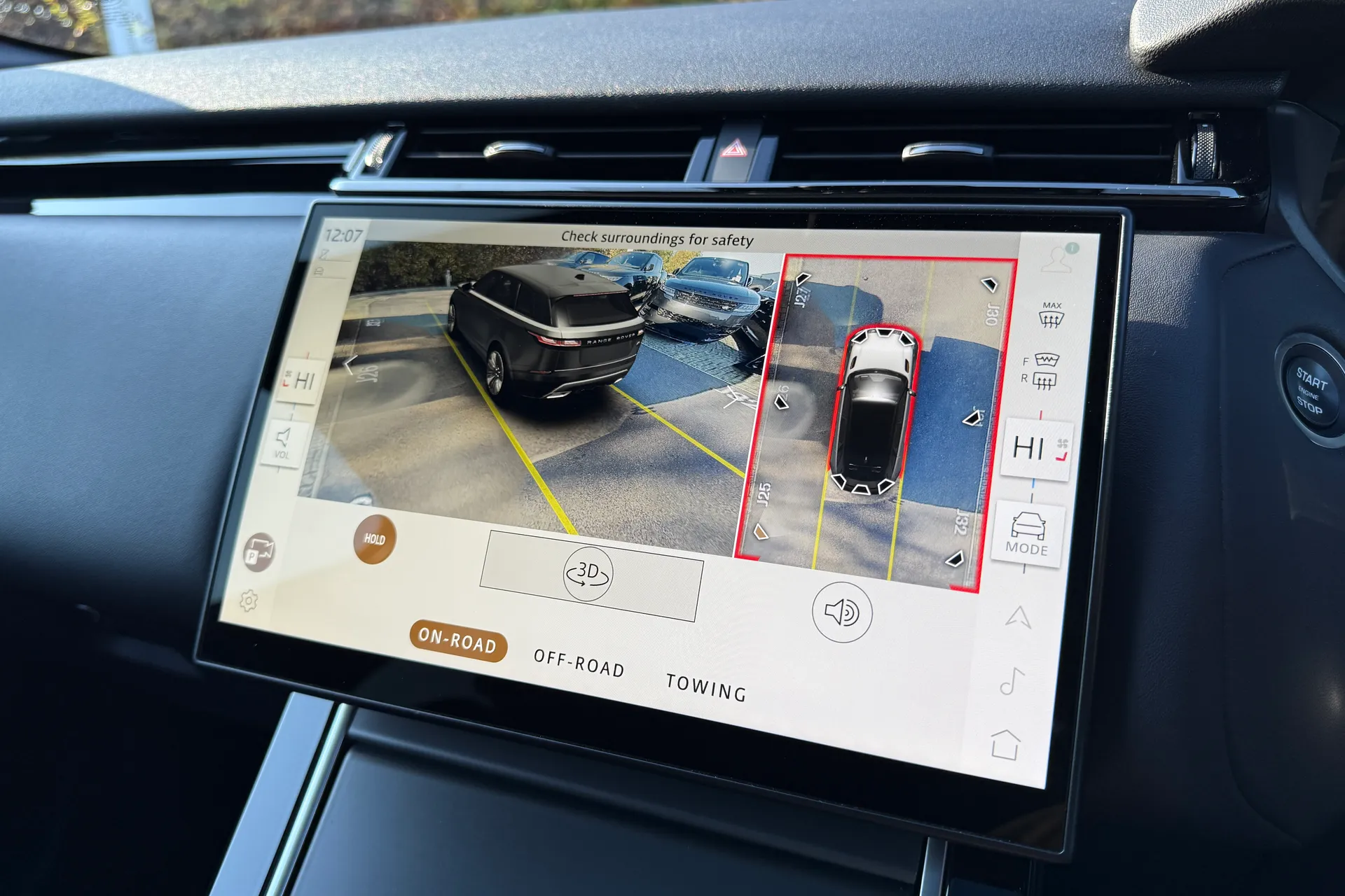 LAND ROVER RANGE ROVER VELAR thumbnail image number 8