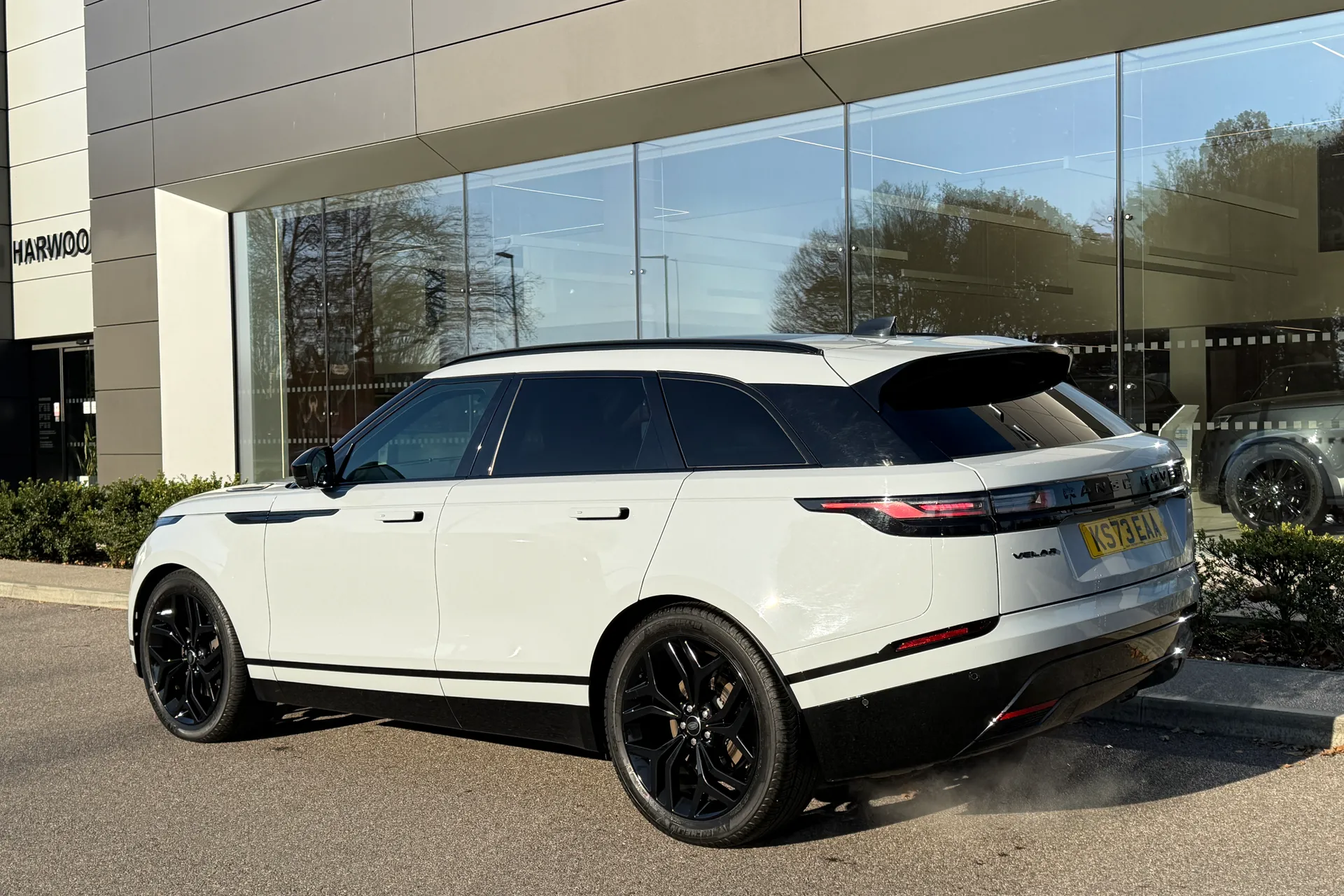 LAND ROVER RANGE ROVER VELAR thumbnail image number 18