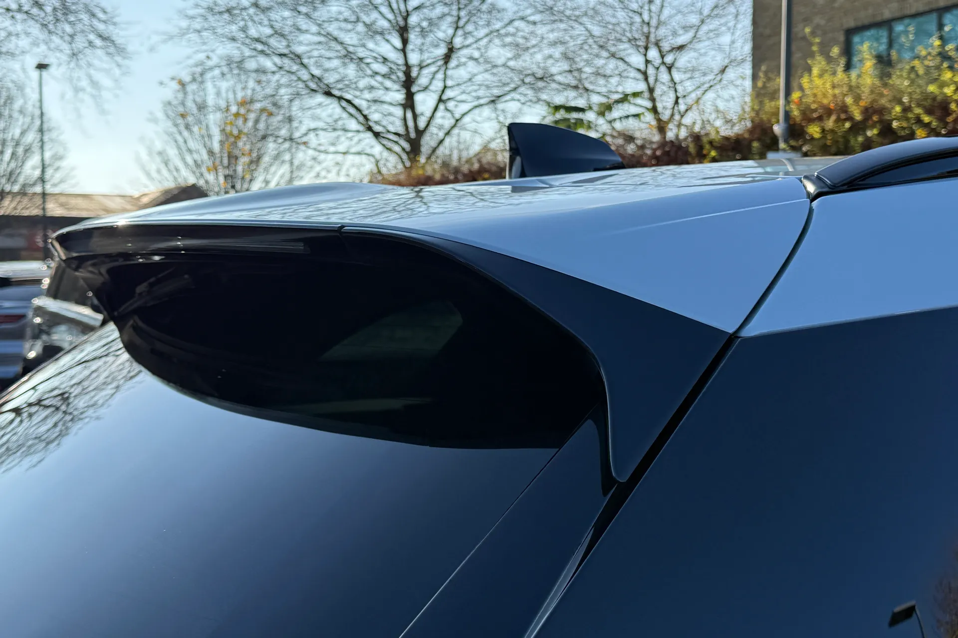 LAND ROVER RANGE ROVER VELAR thumbnail image number 12