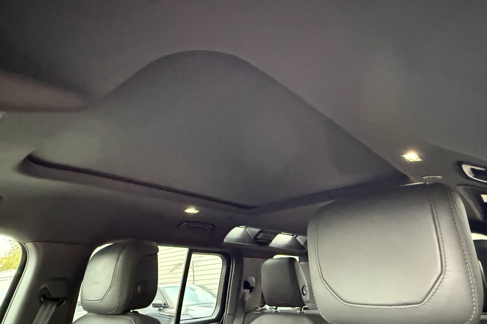 LAND ROVER DEFENDER thumbnail image number 46