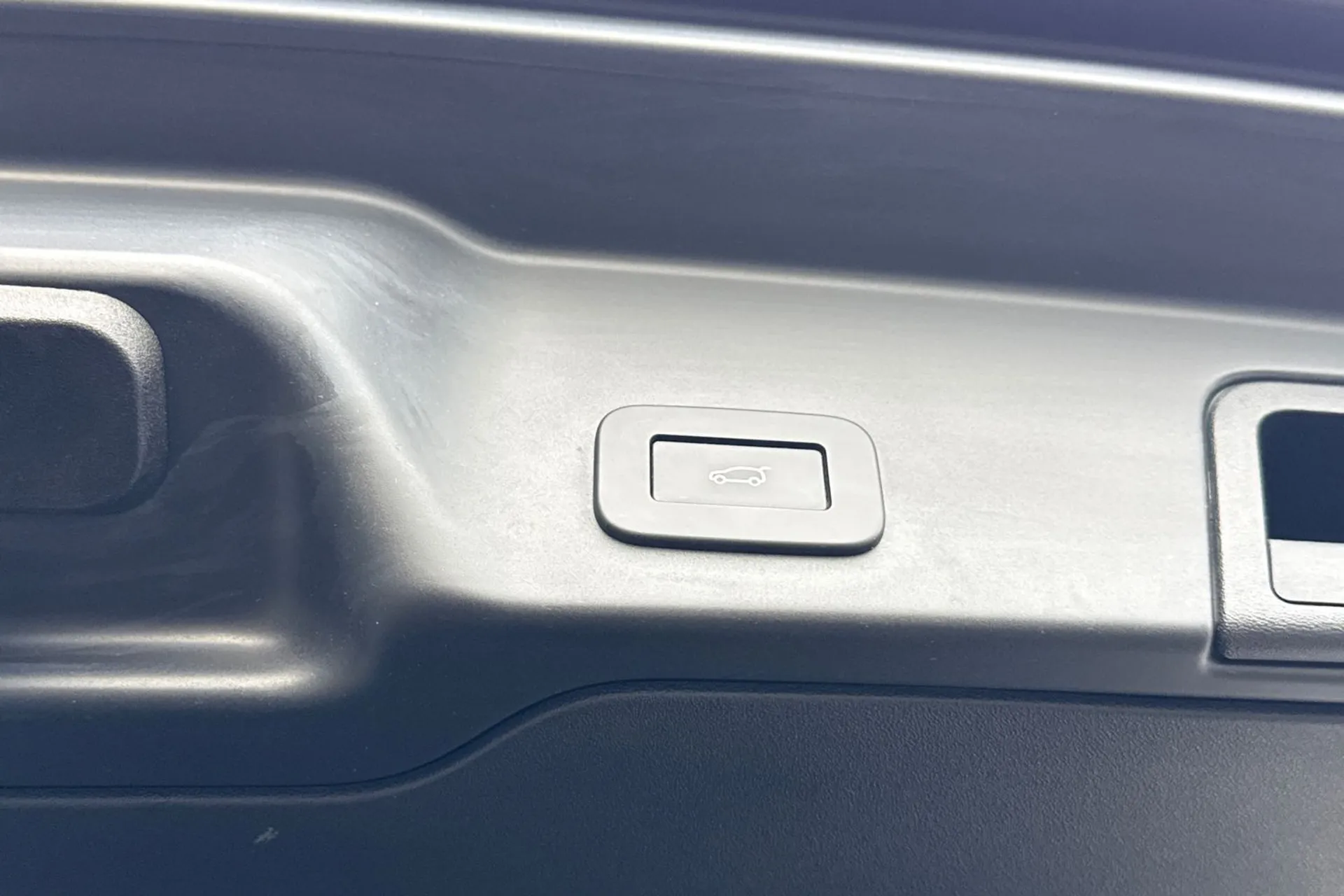 LAND ROVER RANGE ROVER EVOQUE thumbnail image number 43