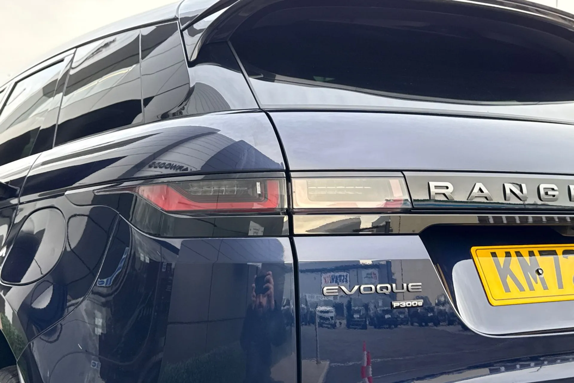 LAND ROVER RANGE ROVER EVOQUE thumbnail image number 40