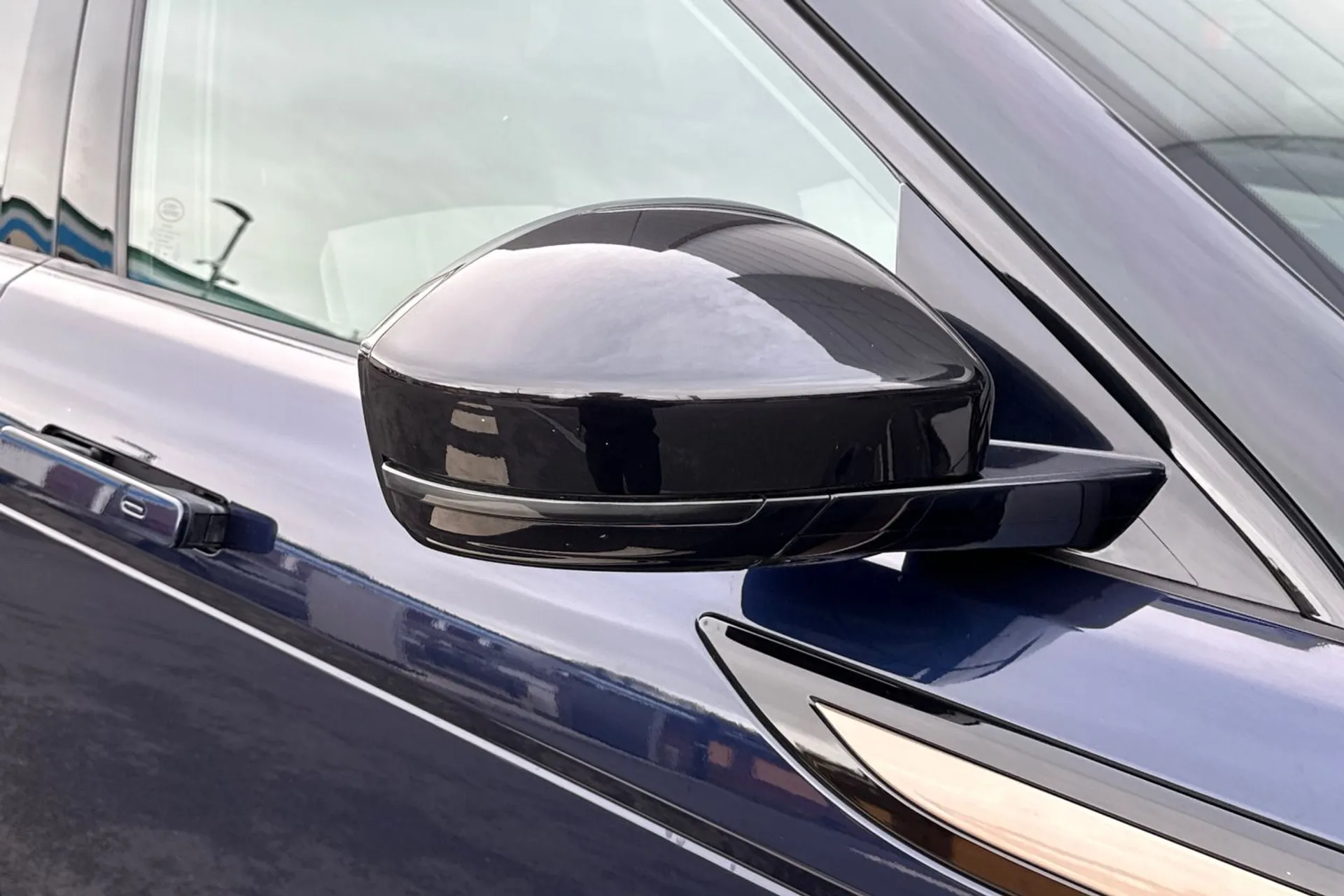 LAND ROVER RANGE ROVER EVOQUE thumbnail image number 32