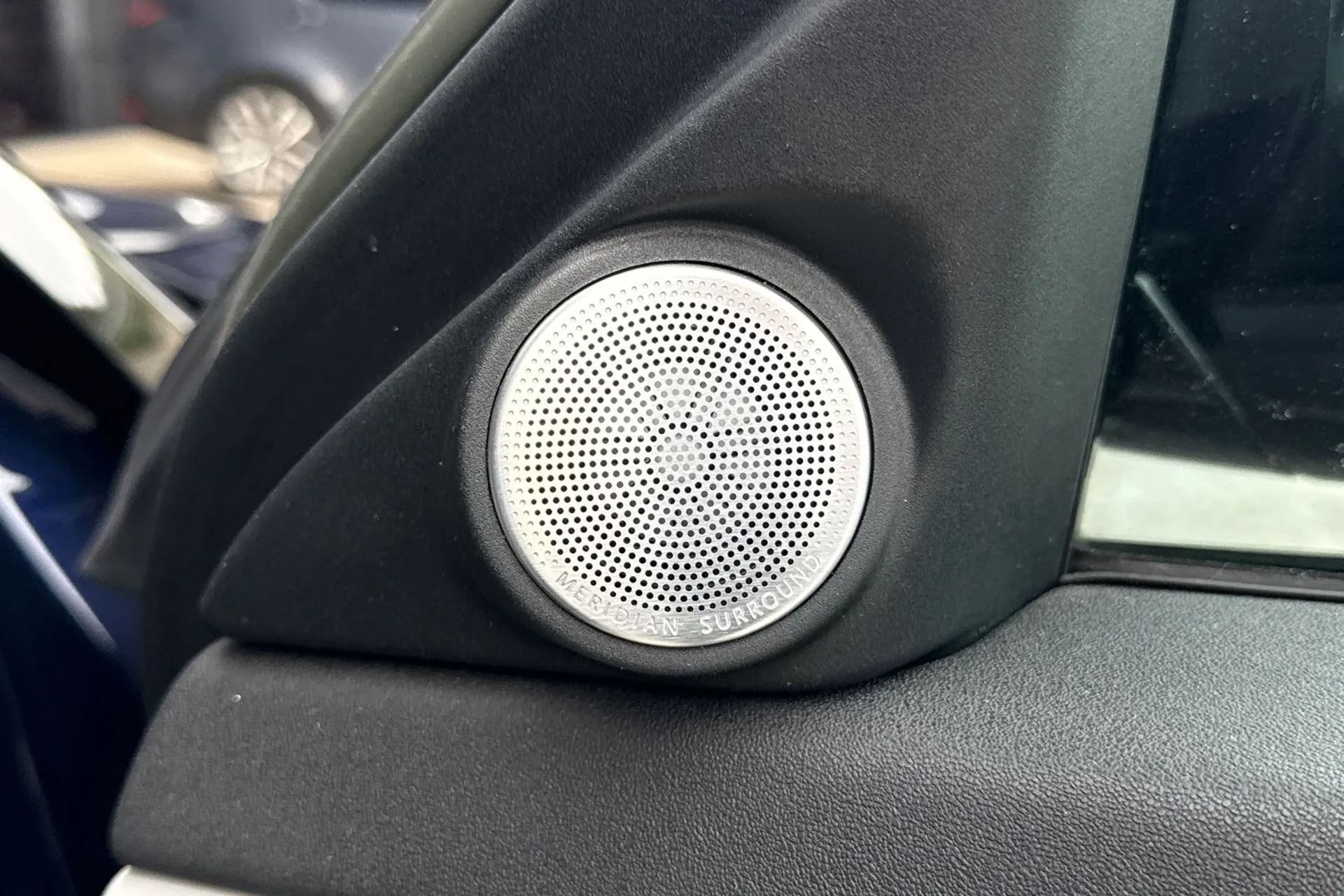 LAND ROVER RANGE ROVER EVOQUE thumbnail image number 20