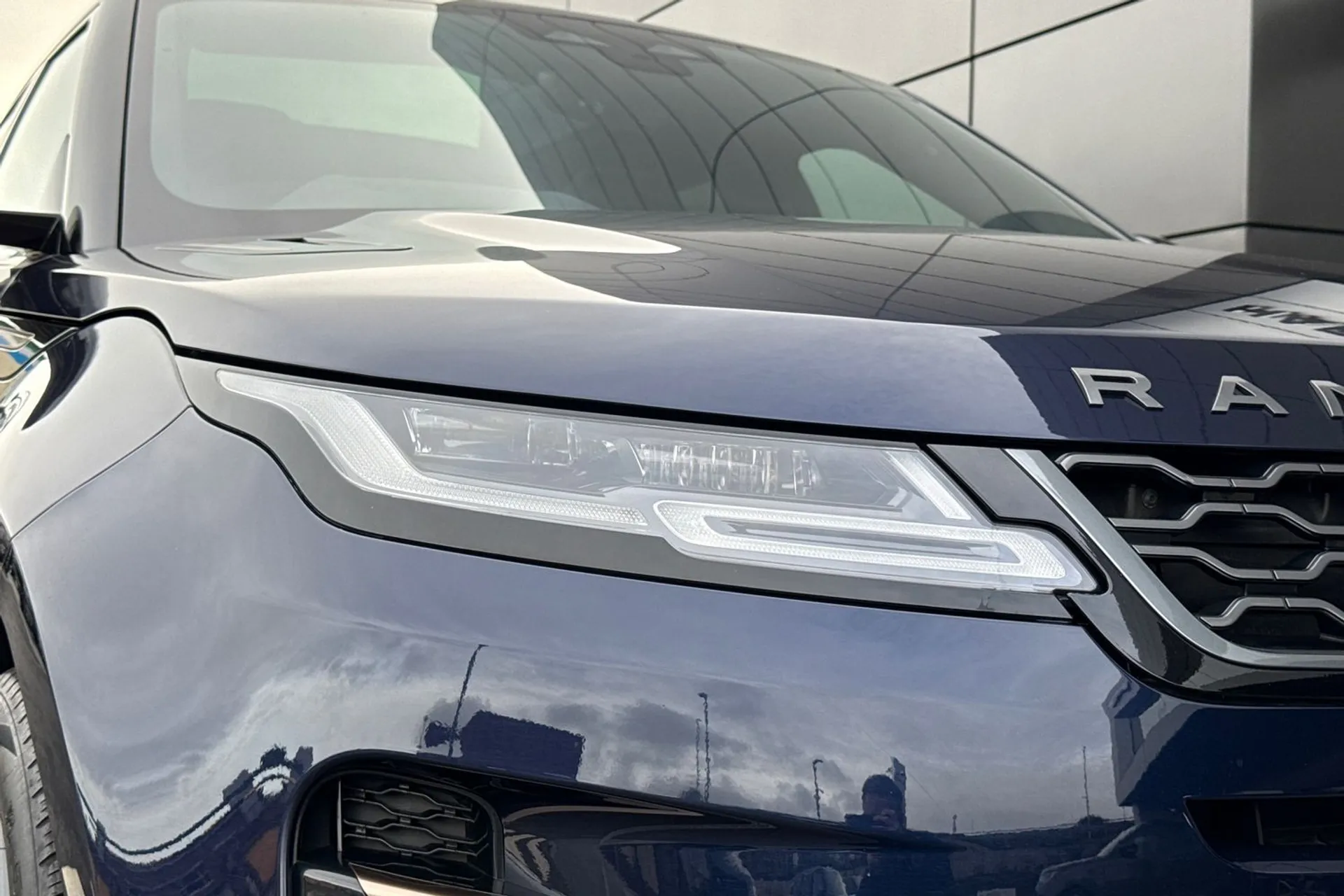 LAND ROVER RANGE ROVER EVOQUE thumbnail image number 24