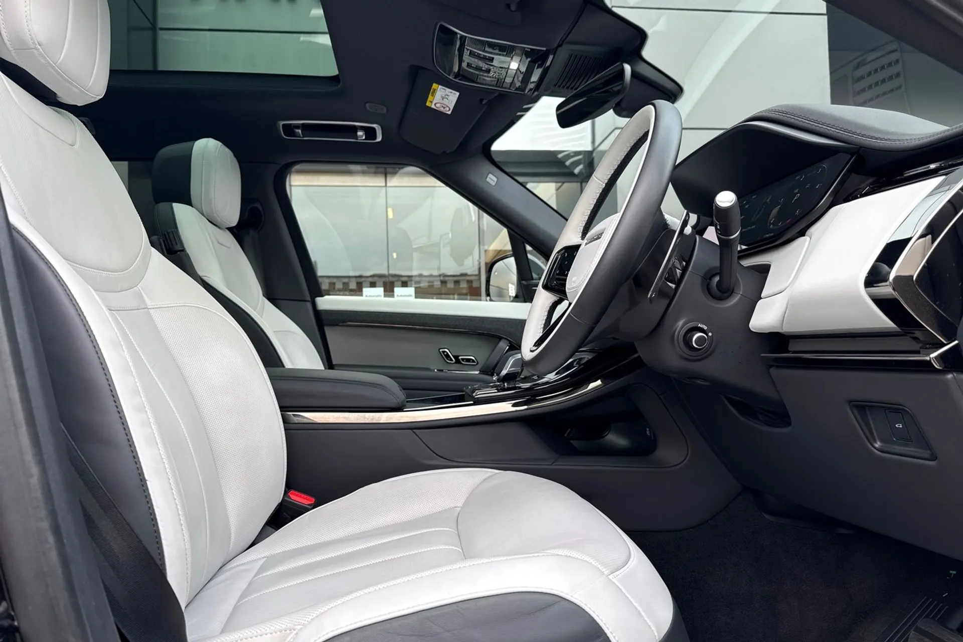 LAND ROVER RANGE ROVER SPORT thumbnail image number 22