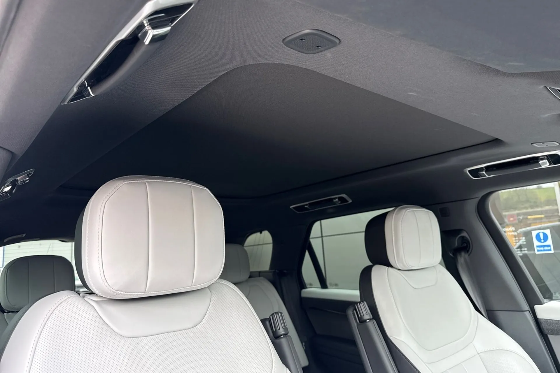 LAND ROVER RANGE ROVER SPORT thumbnail image number 8