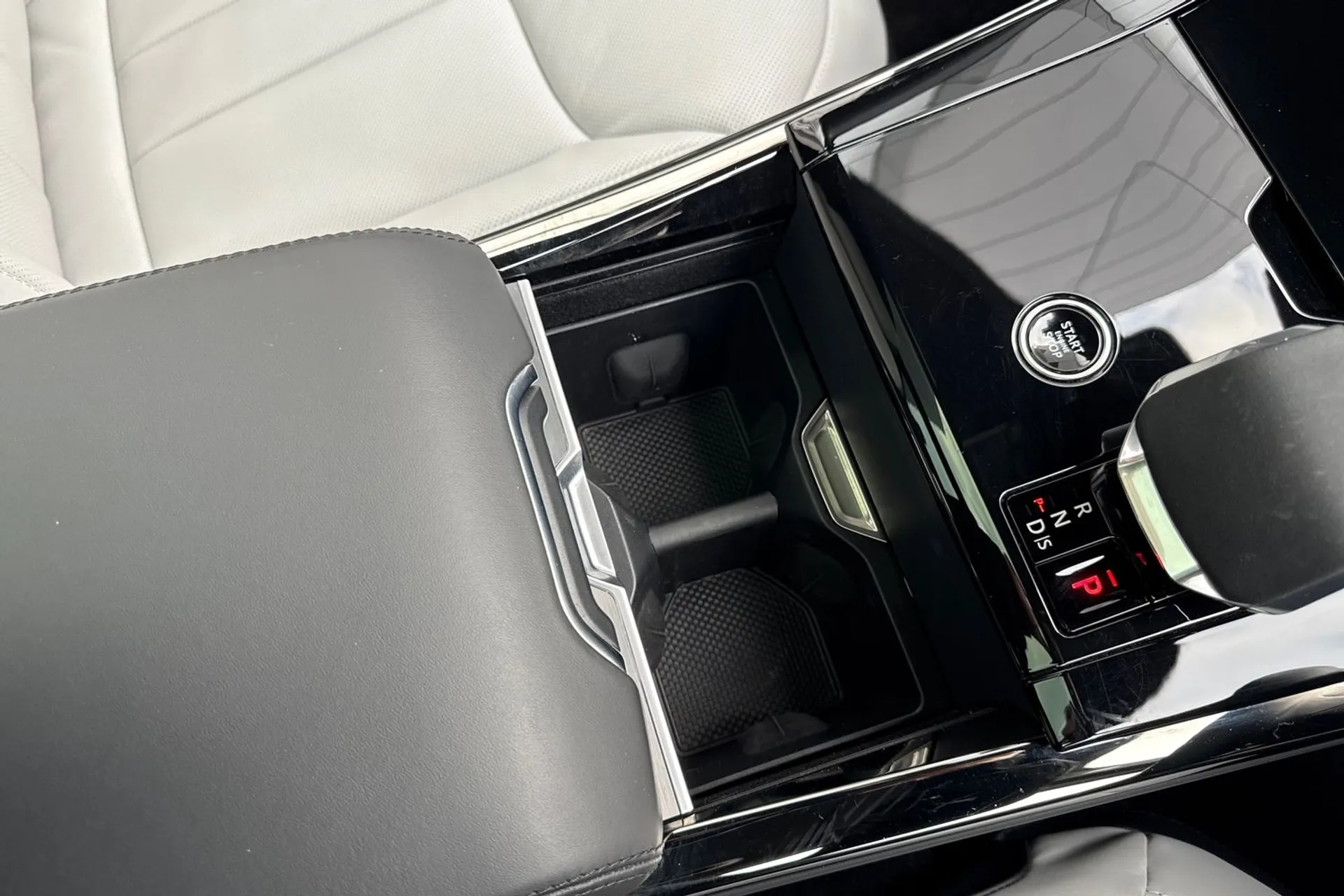 LAND ROVER RANGE ROVER SPORT thumbnail image number 58