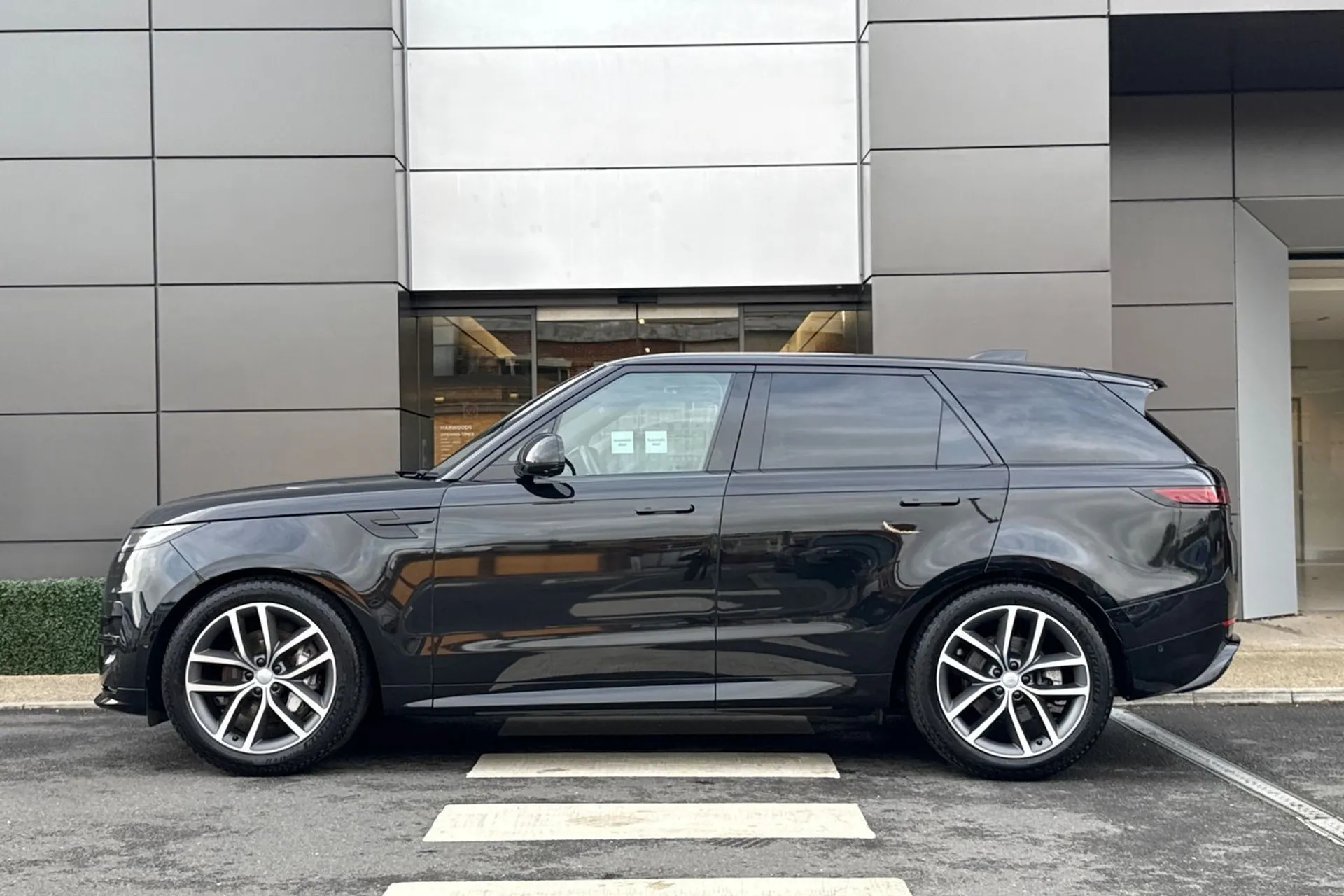 LAND ROVER RANGE ROVER SPORT thumbnail image number 6