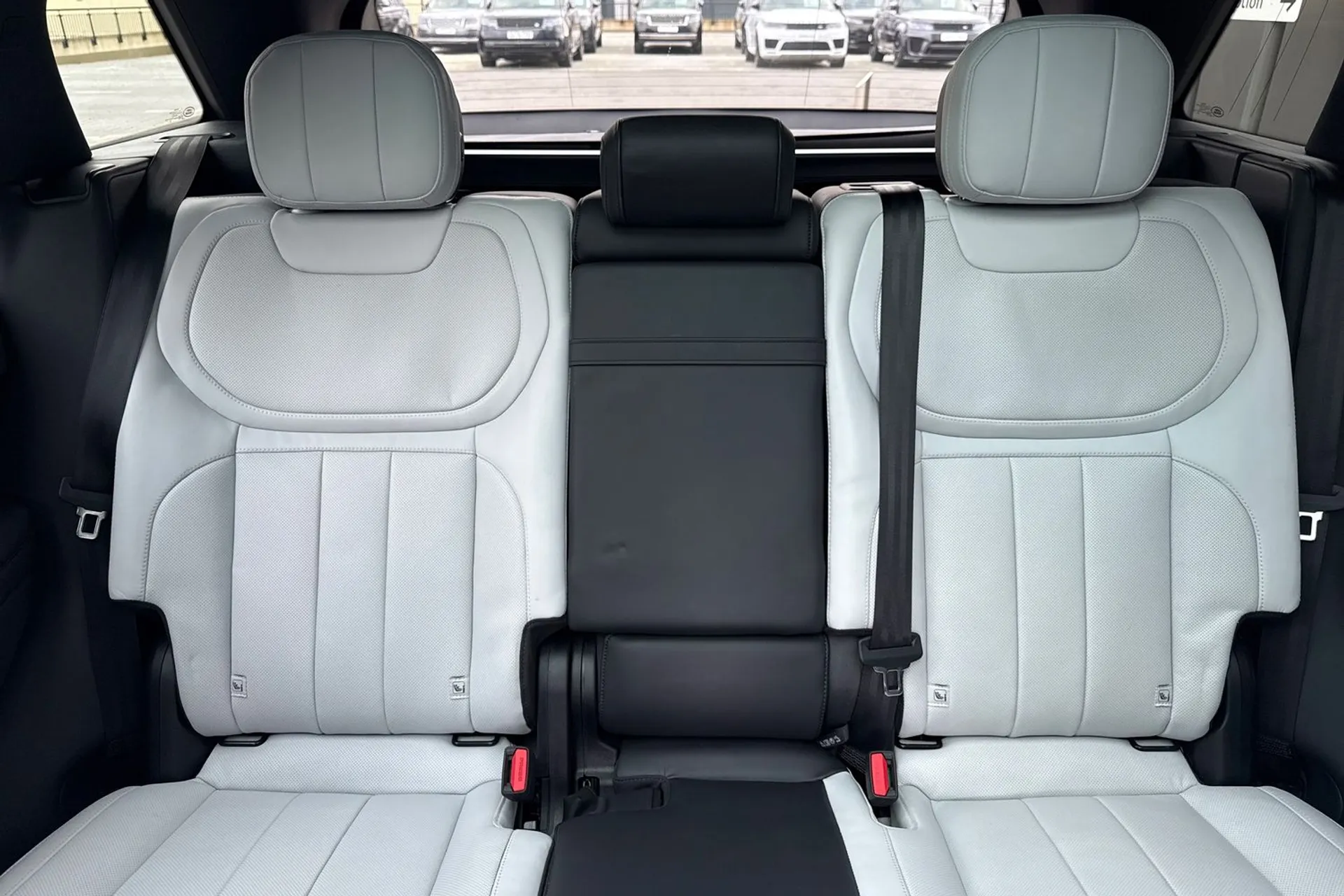 LAND ROVER RANGE ROVER SPORT thumbnail image number 48